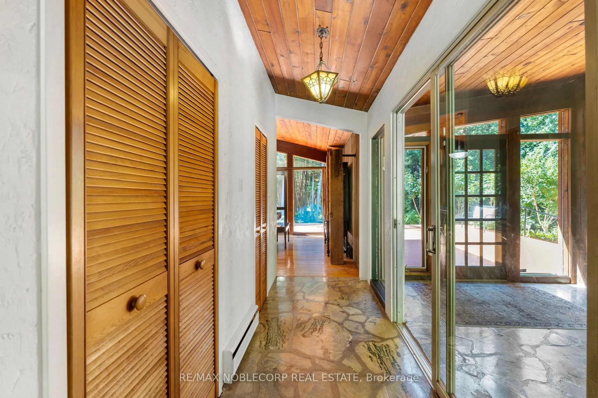 3435 Greenwood Road