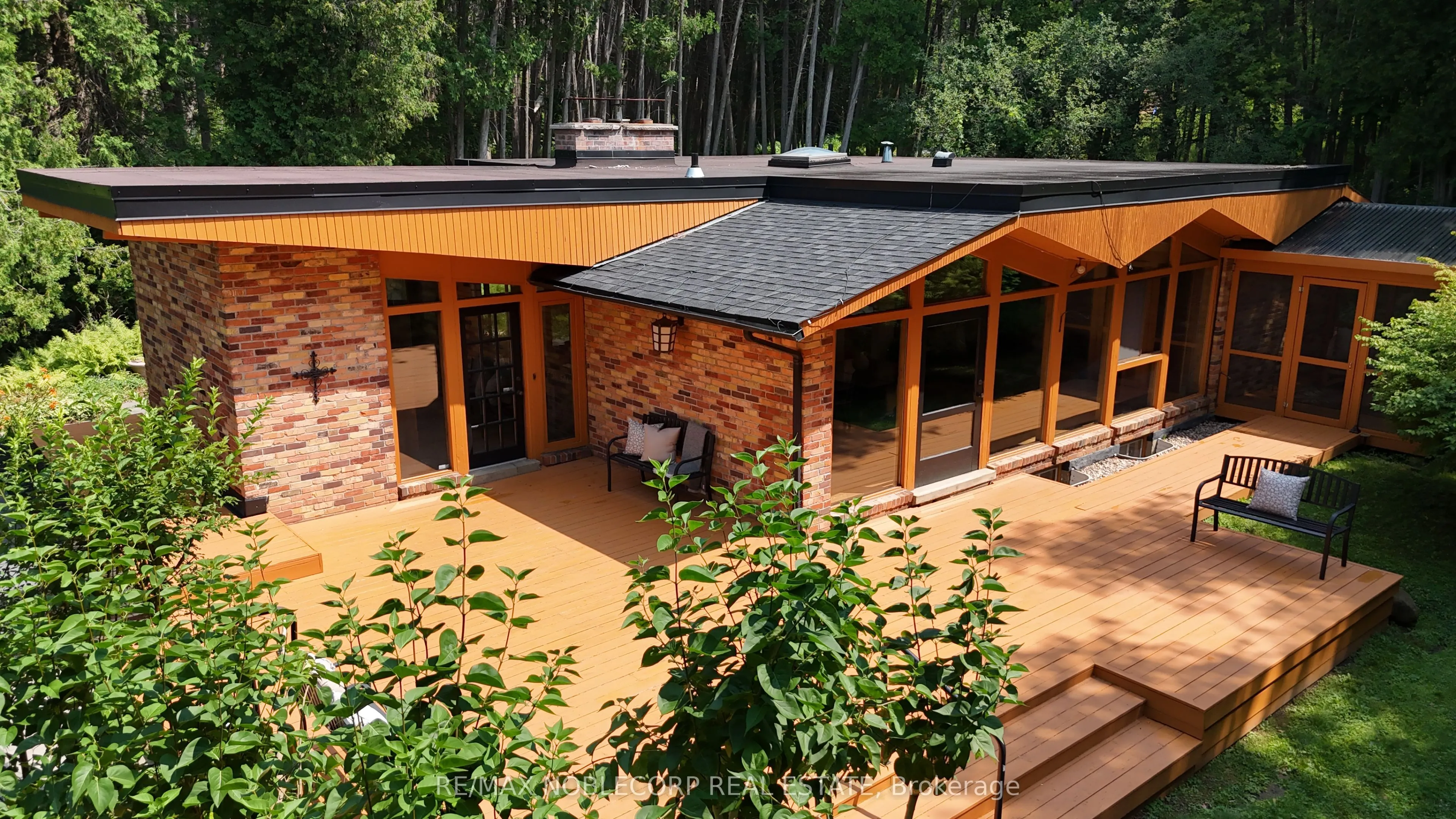 3435 Greenwood Road
