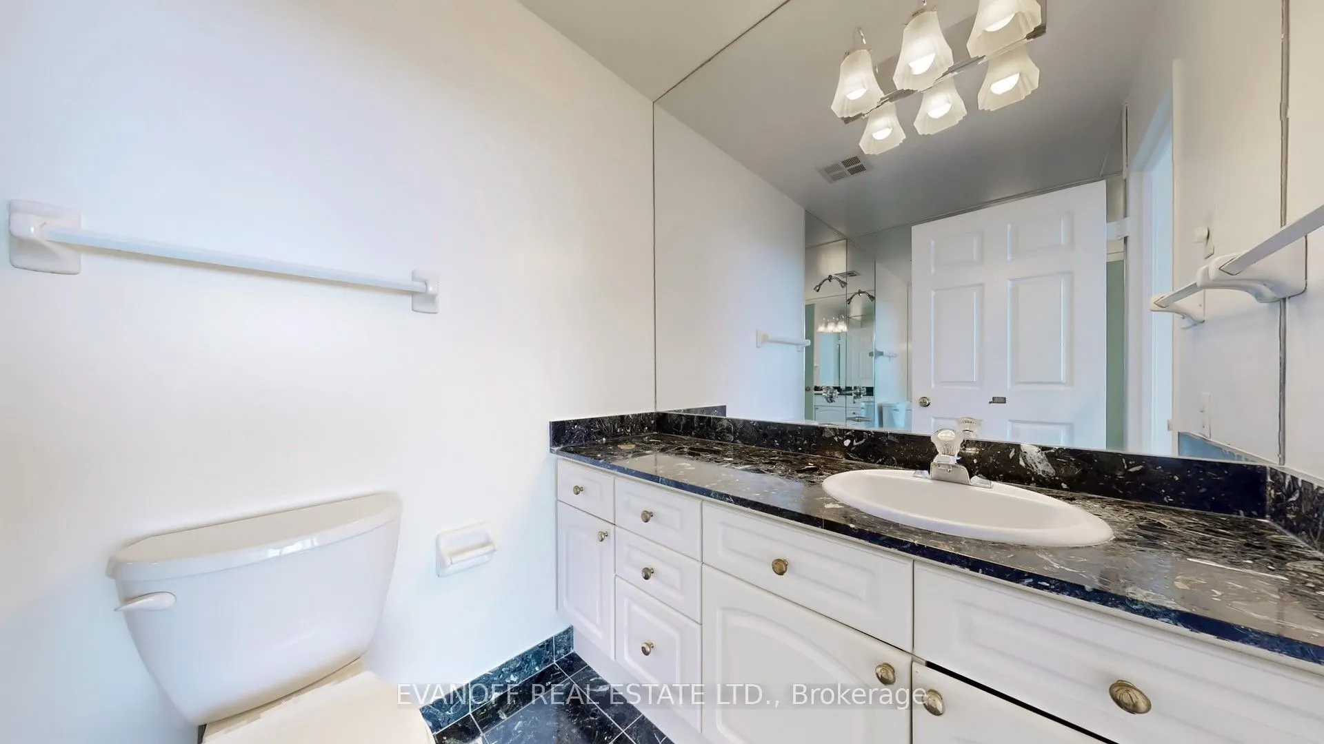 10 Guildwood Parkway, #PH22