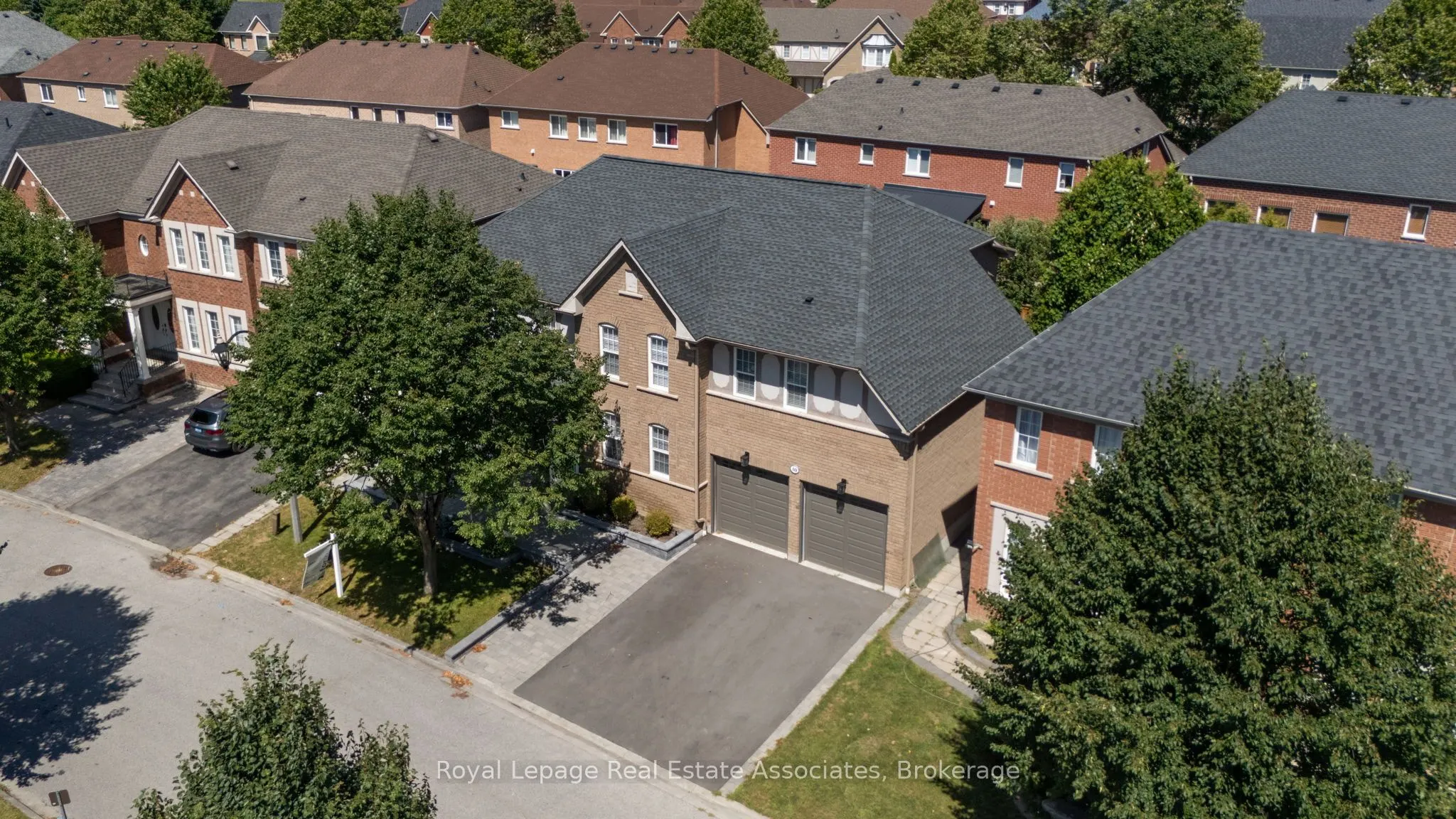 10 Westacott Crescent