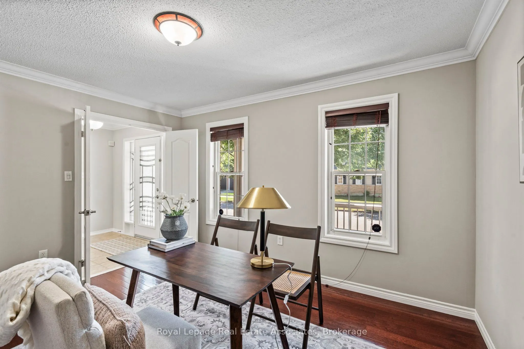 10 Westacott Crescent