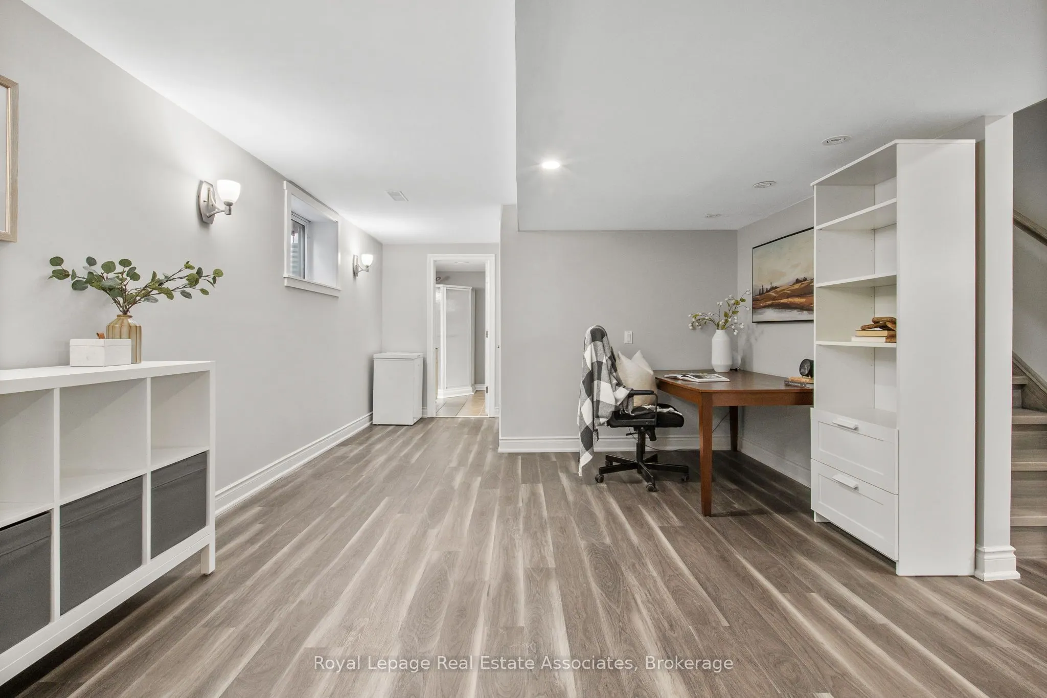 10 Westacott Crescent