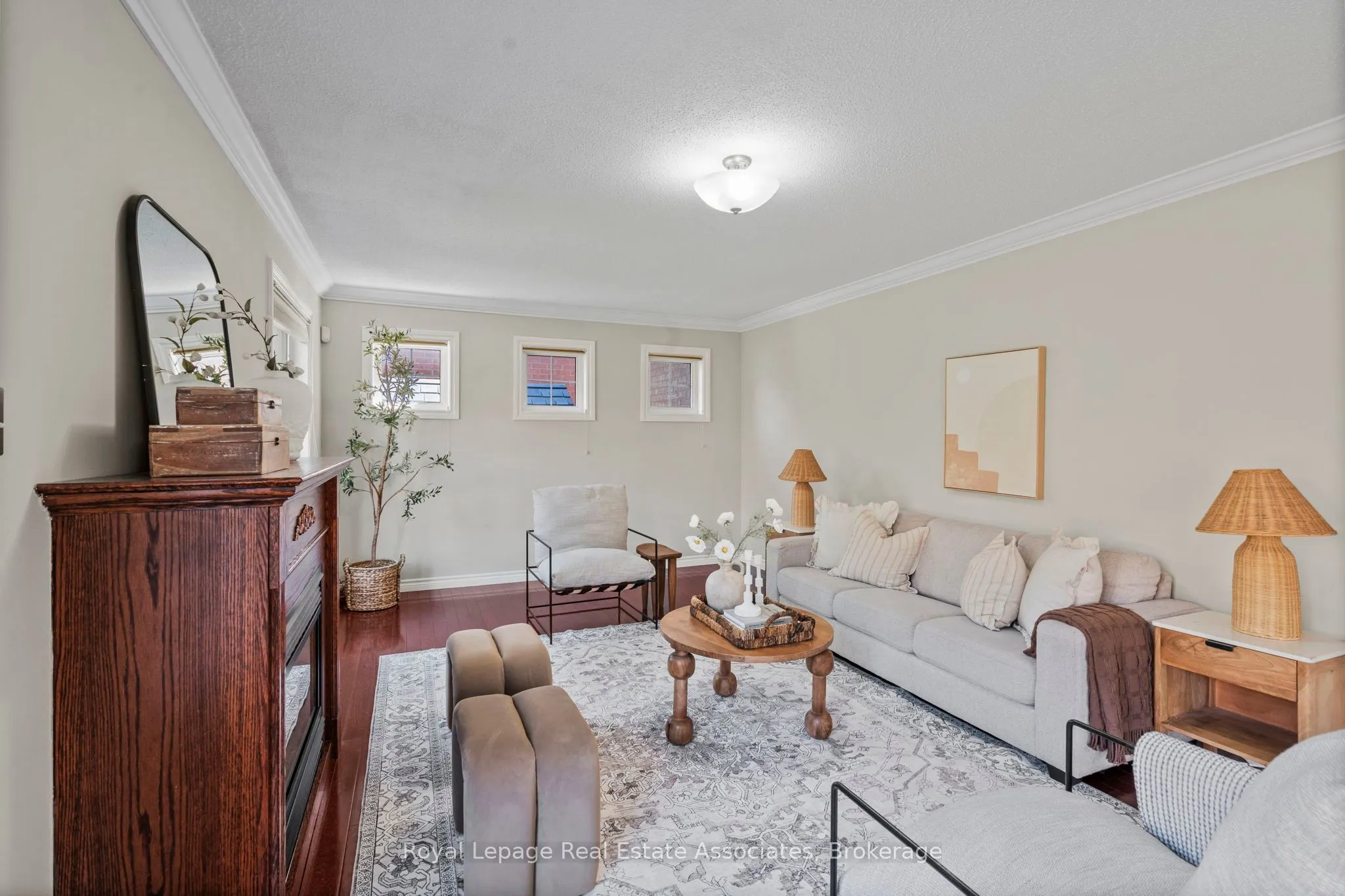10 Westacott Crescent