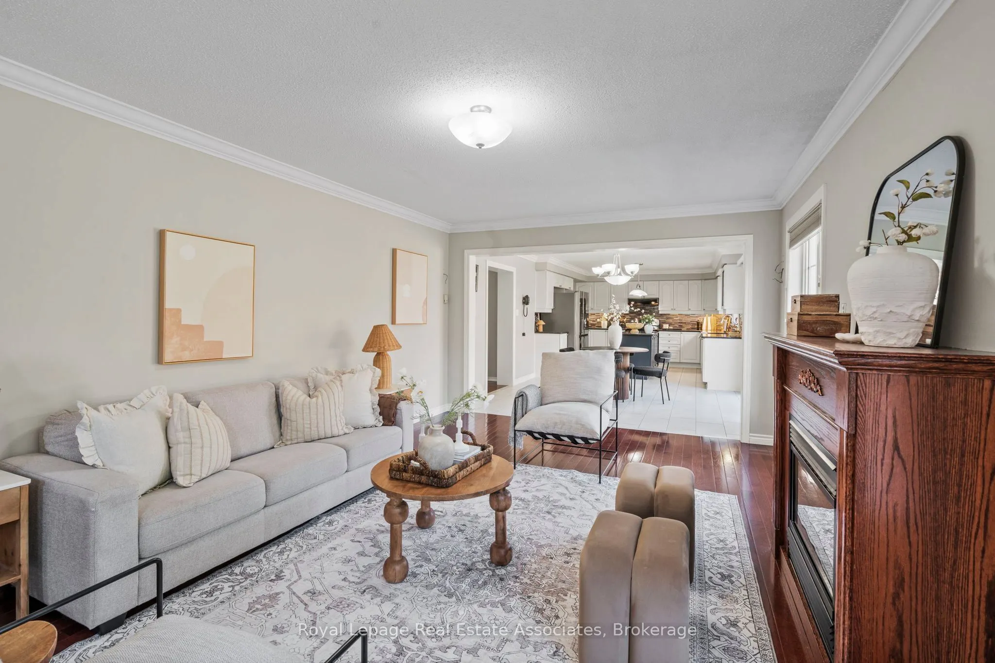 10 Westacott Crescent