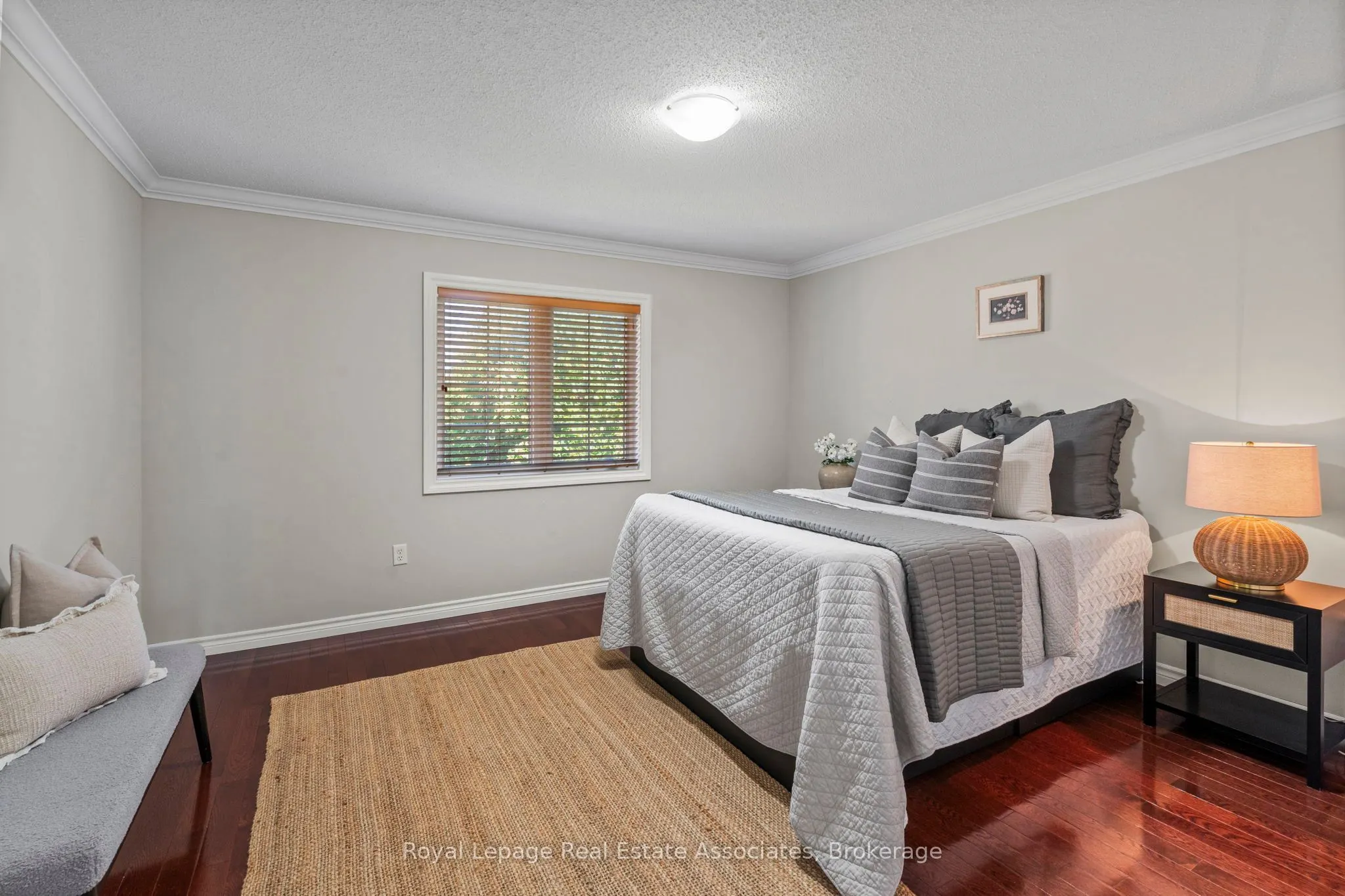 10 Westacott Crescent