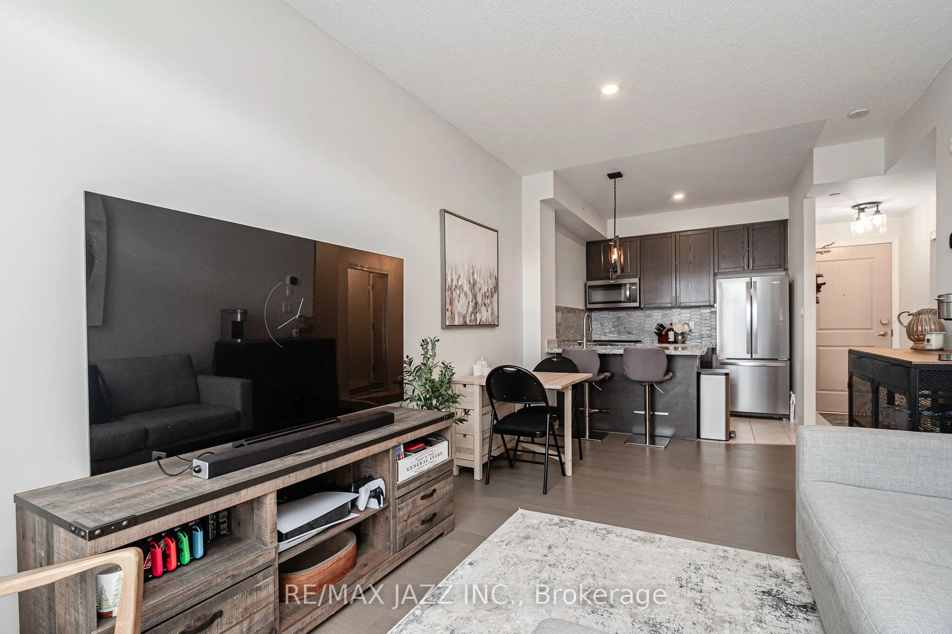 80 Aspen Springs Drive, #123