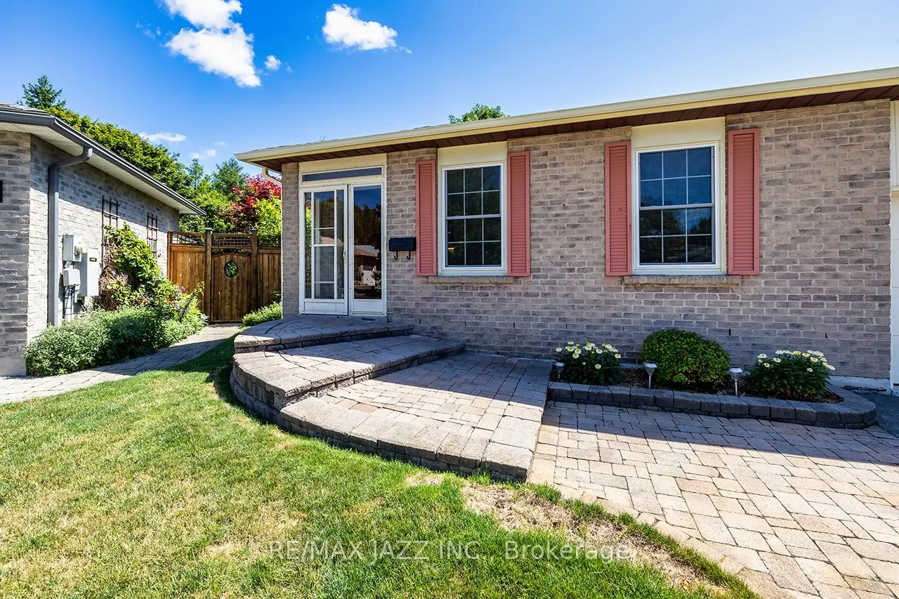 55 Regency Crescent