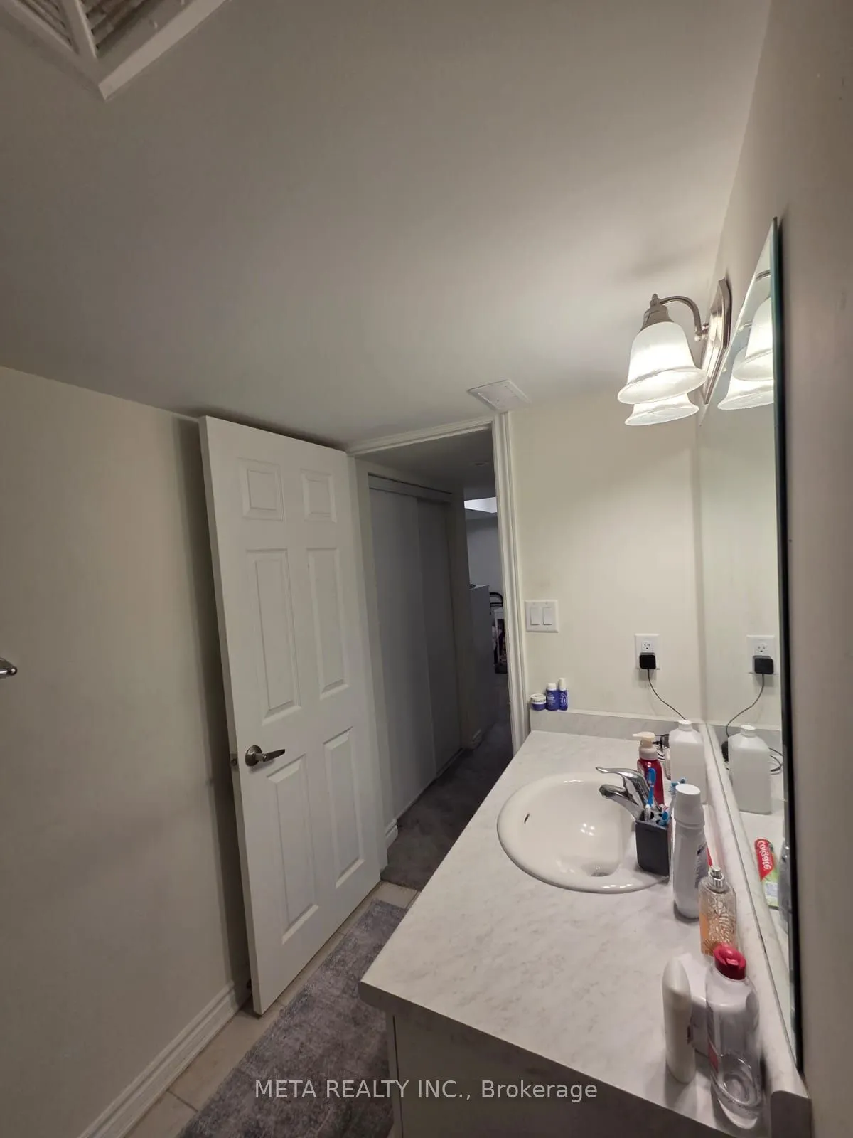 1034 Reflection Place, #621