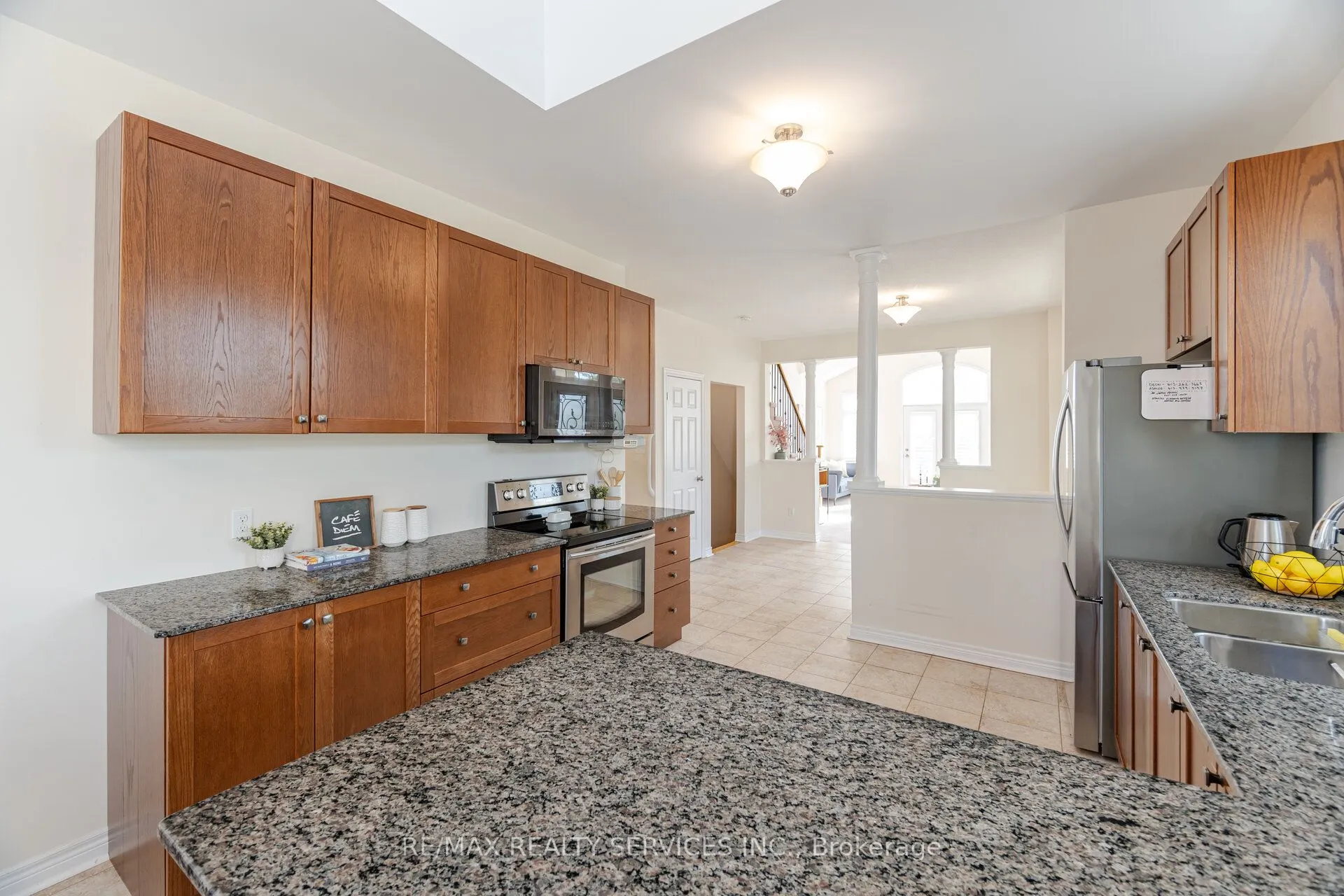 472 West Scugog Lane
