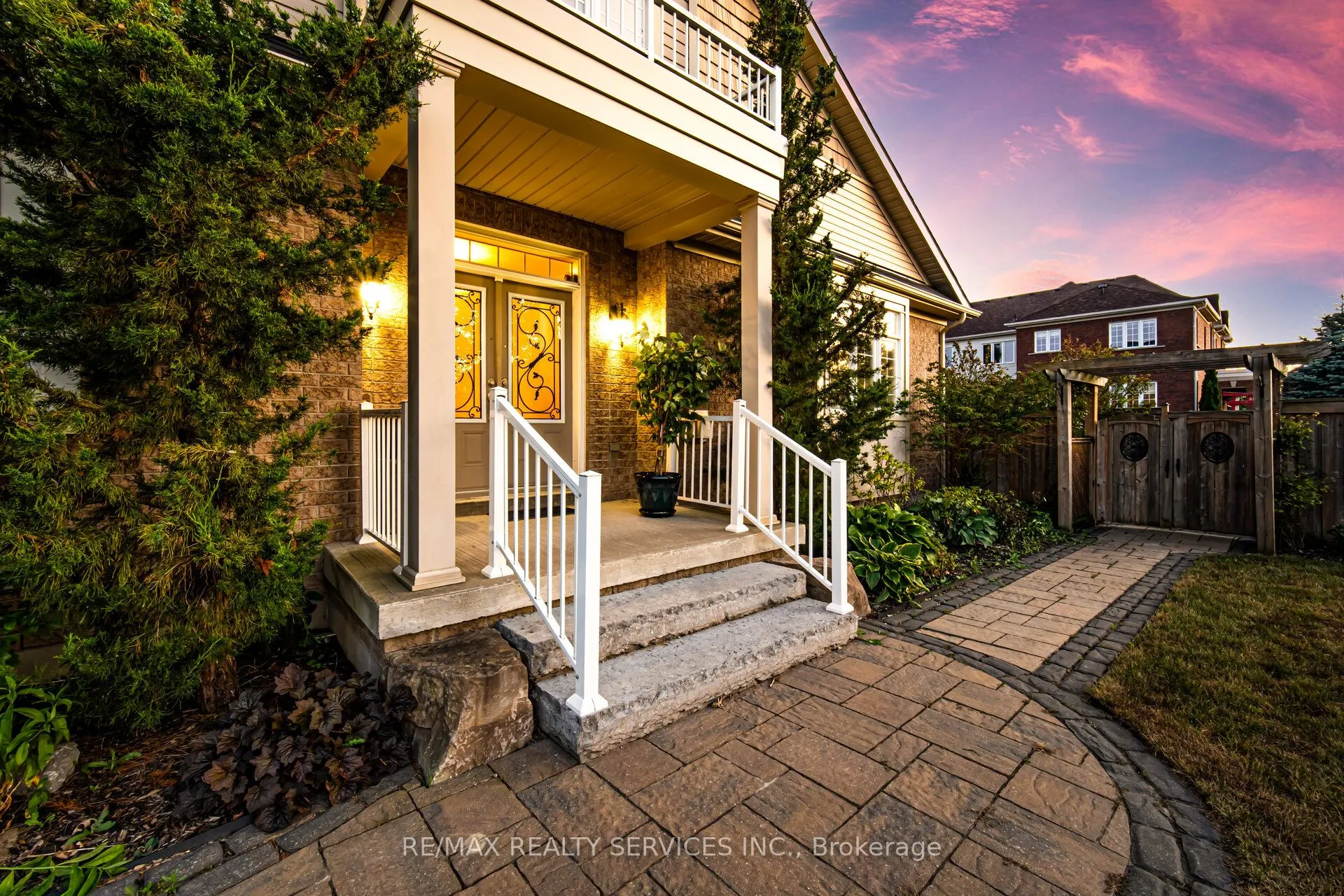 472 West Scugog Lane