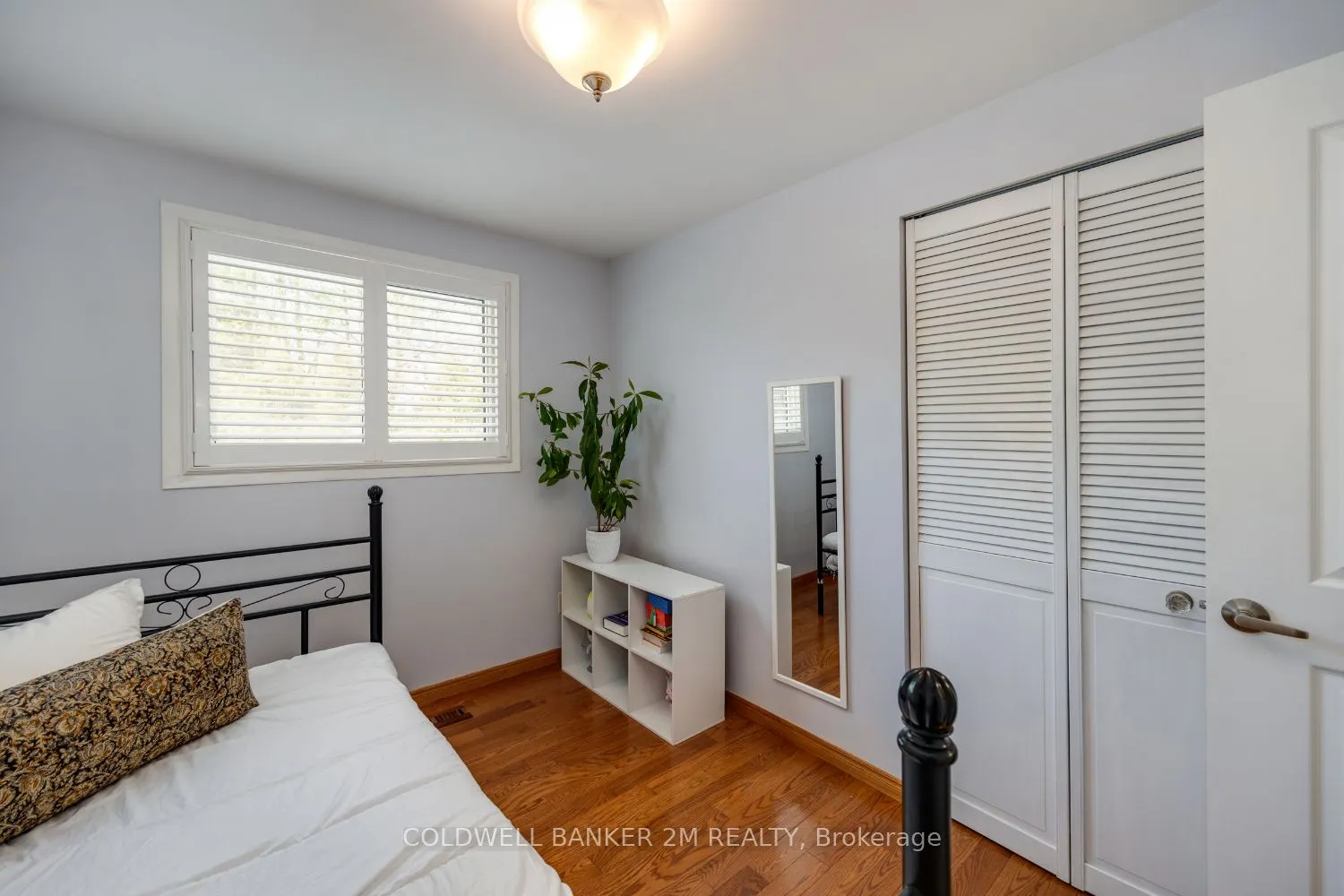 246 Harmony Road N