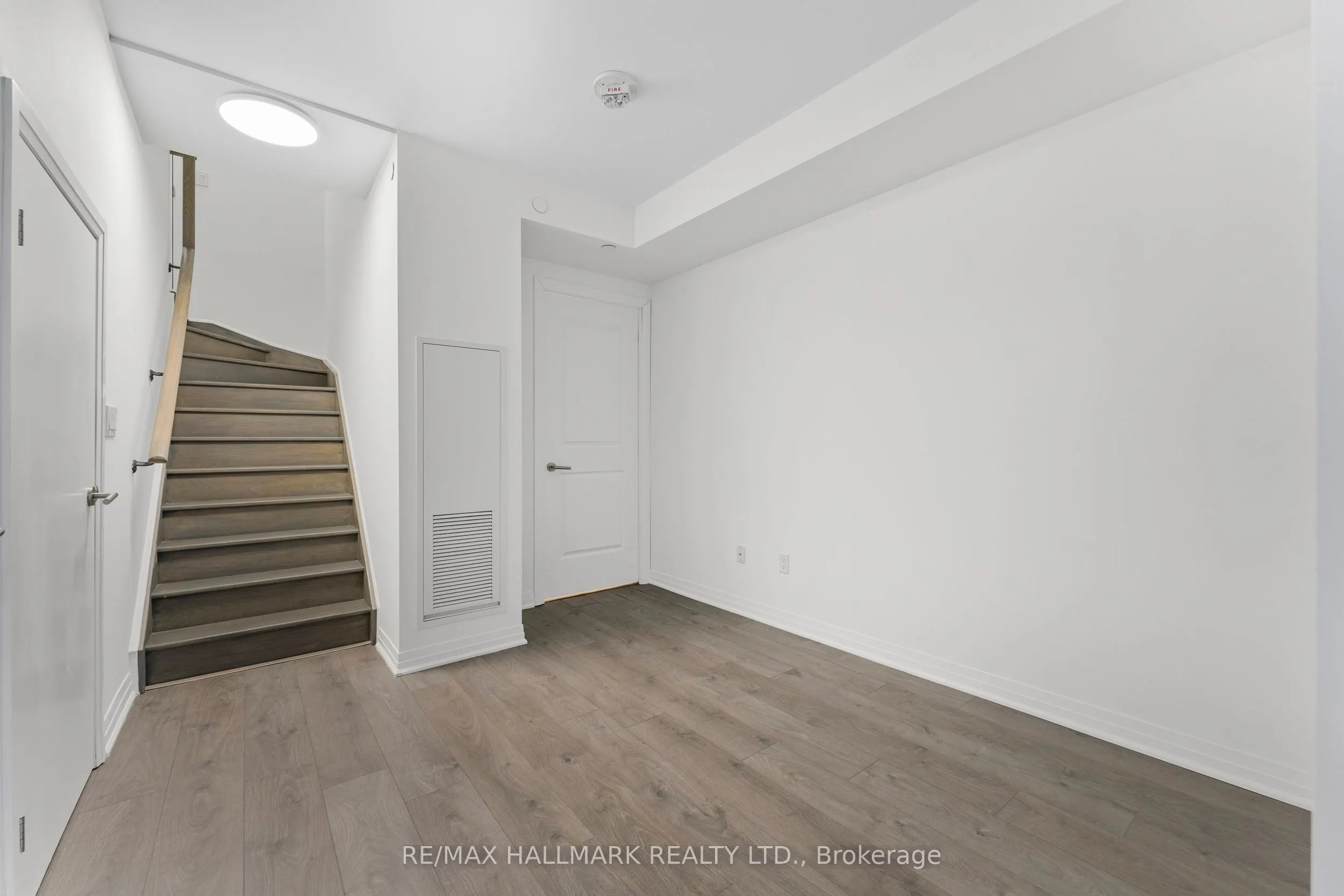 2301 Danforth Avenue, #TH 103