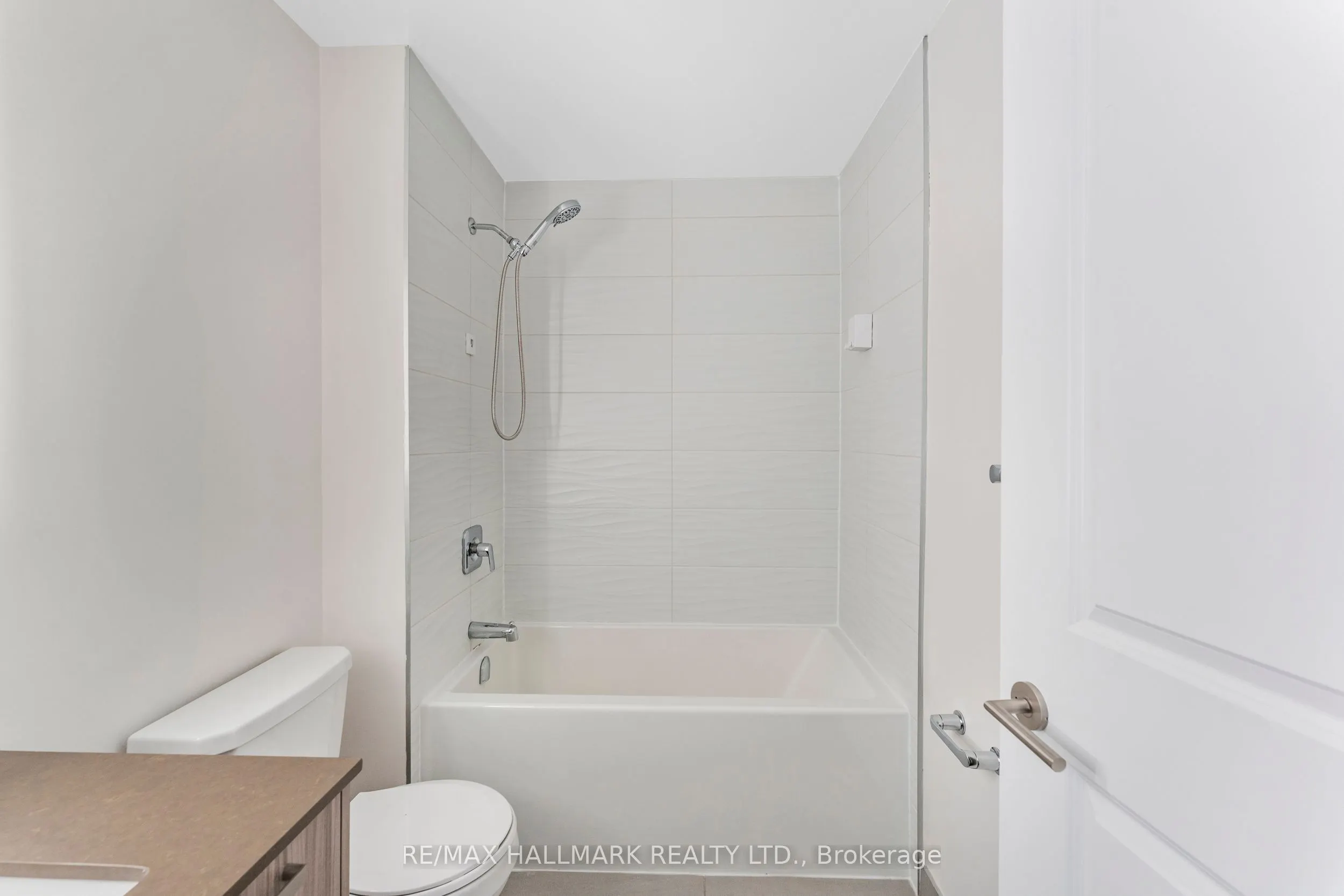 2301 Danforth Avenue, #TH 103