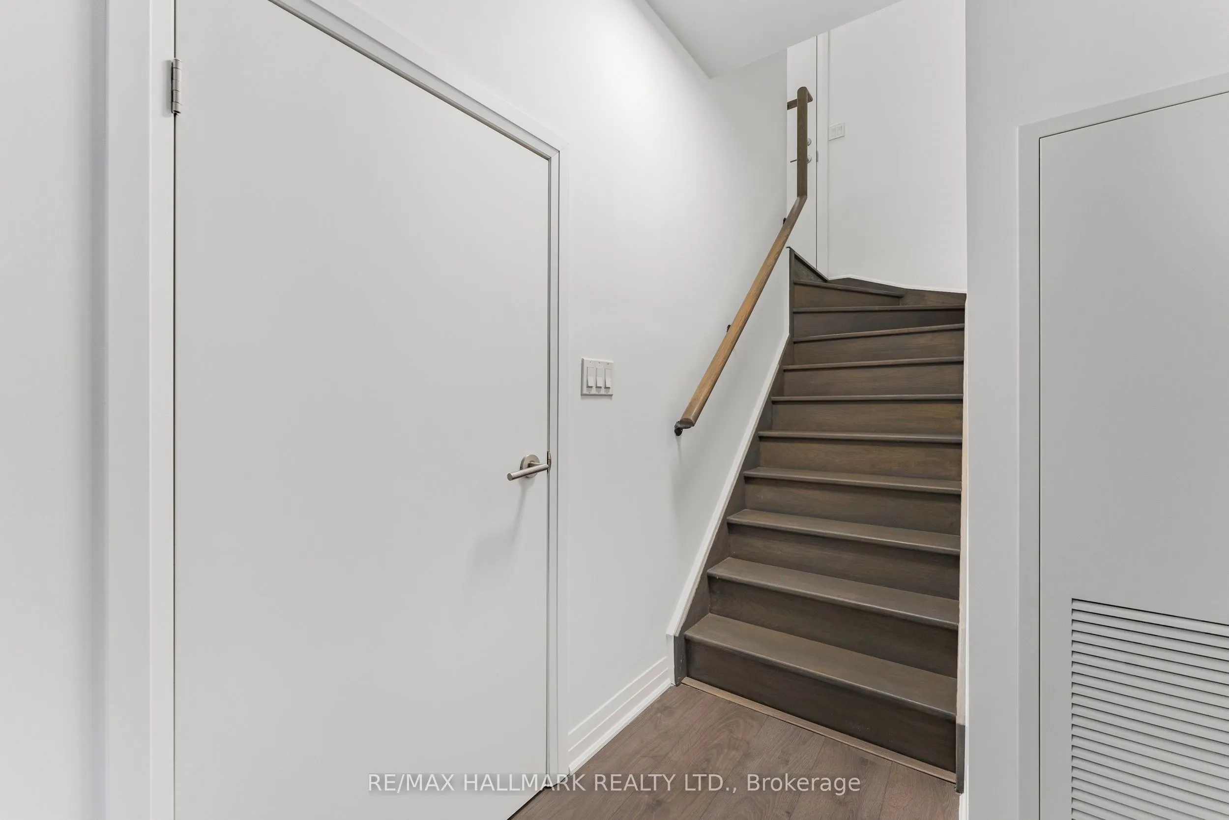 2301 Danforth Avenue, #TH 103