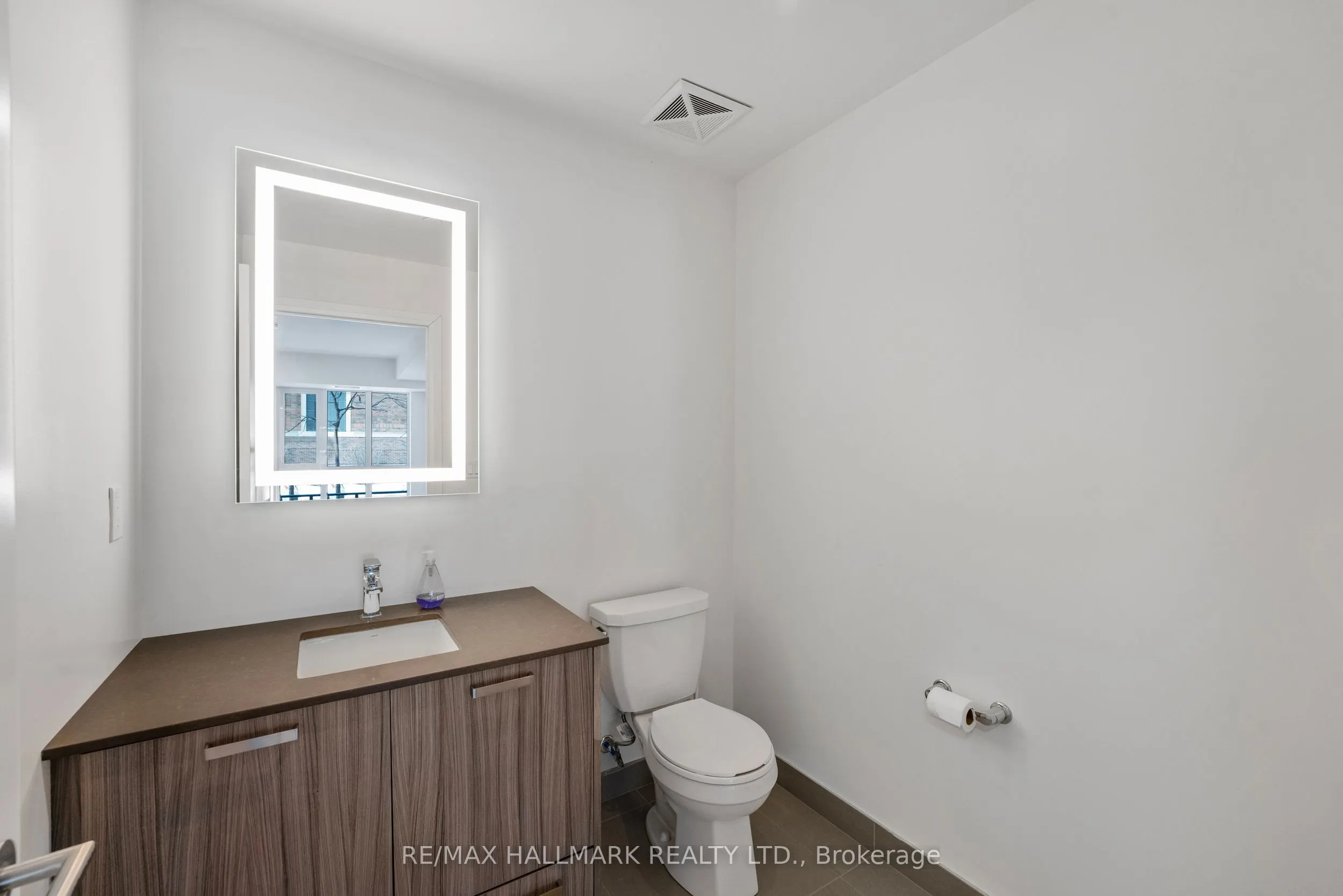 2301 Danforth Avenue, #TH 103