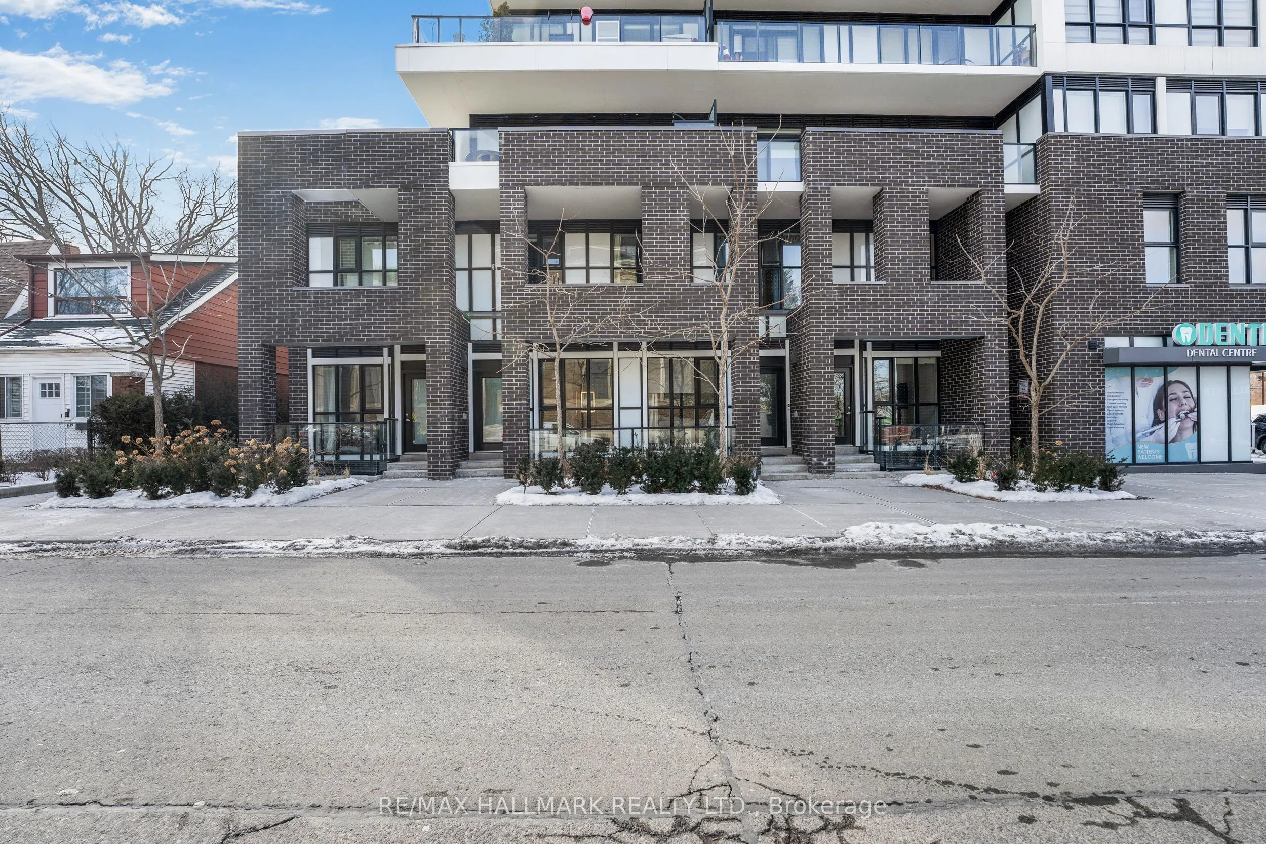 2301 Danforth Avenue, #TH 103