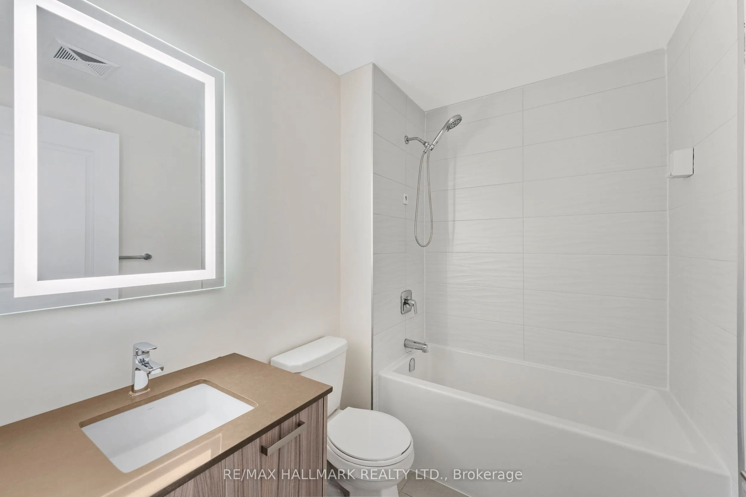 2301 Danforth Avenue, #TH 103