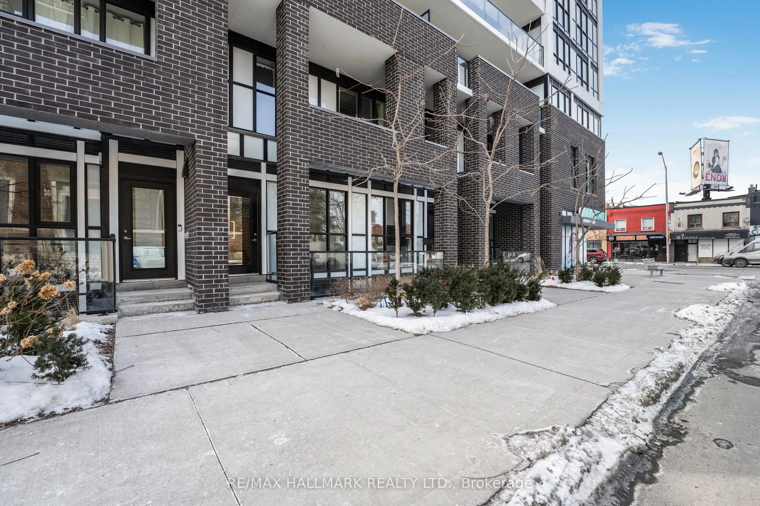 2301 Danforth Avenue, #TH 103
