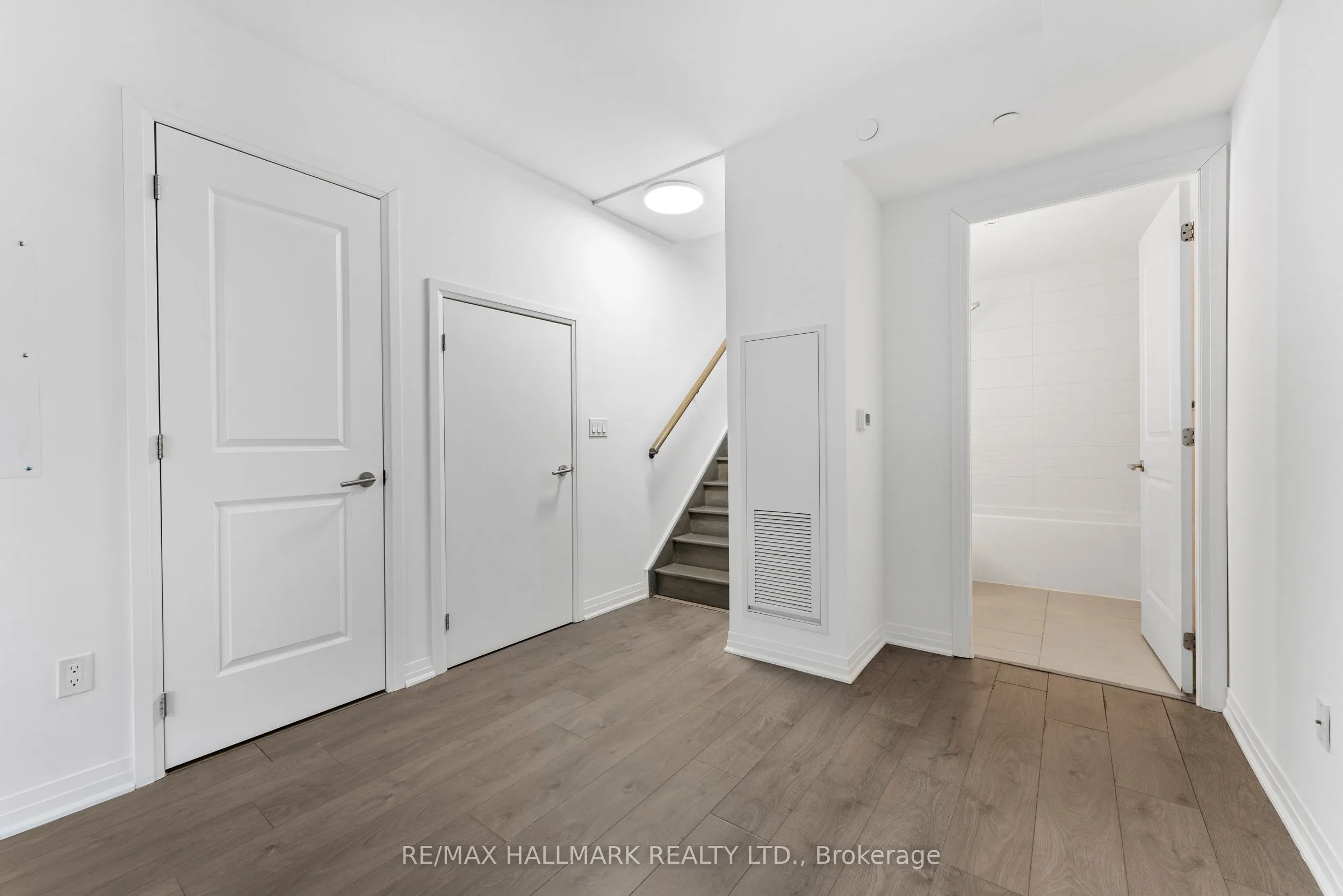 2301 Danforth Avenue, #TH 103