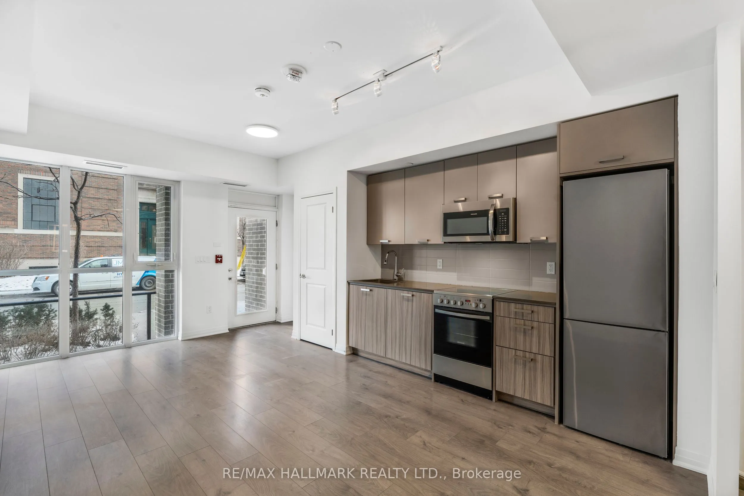 2301 Danforth Avenue, #TH 103