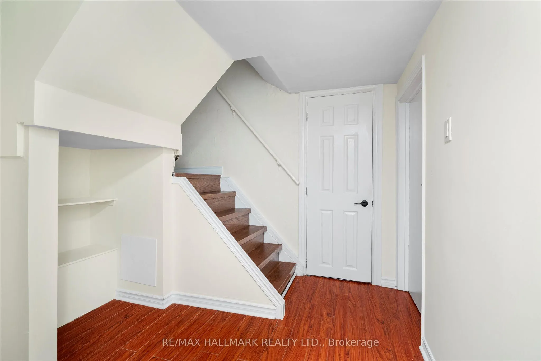 1231 Kingston Road