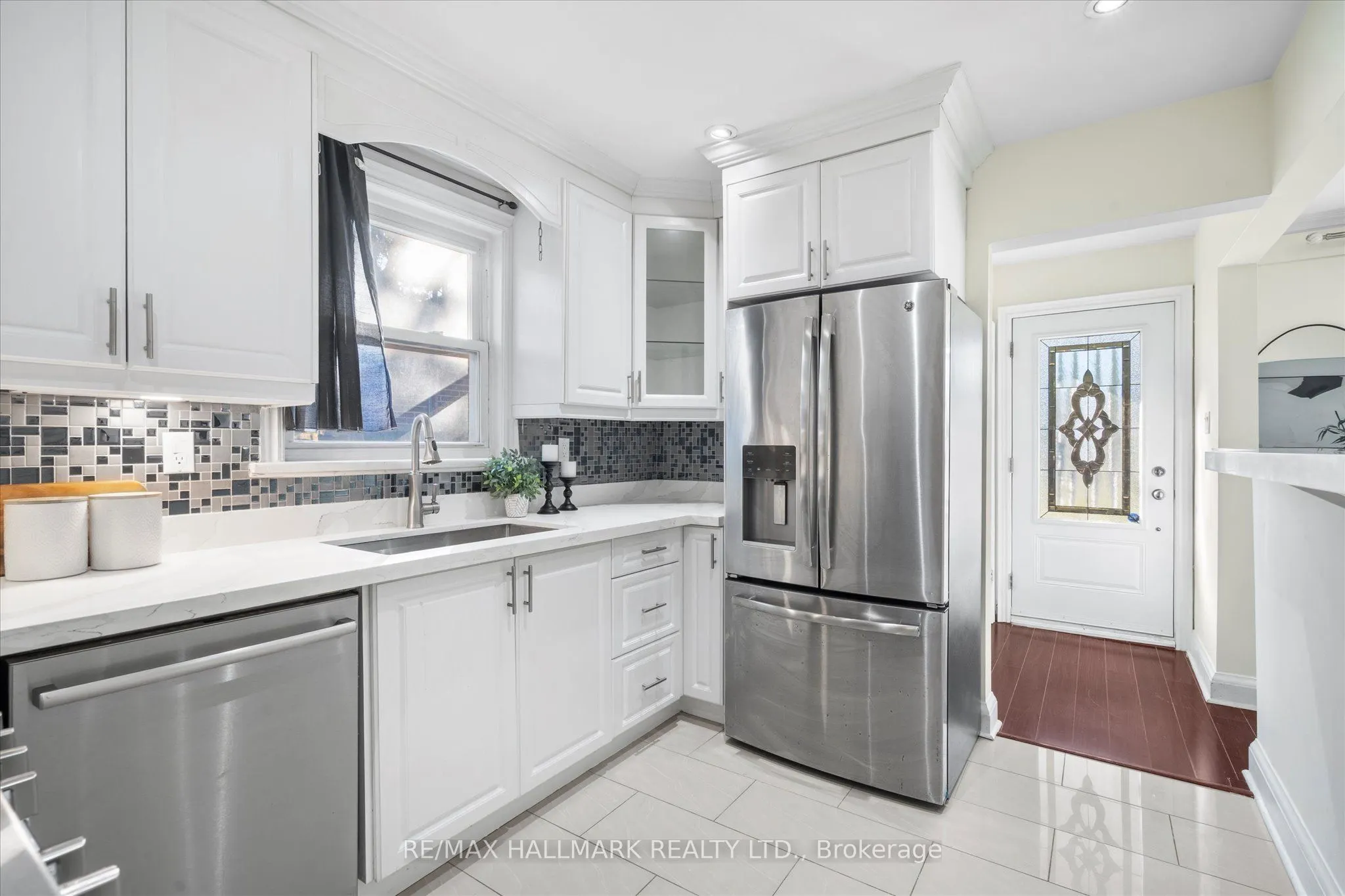 1231 Kingston Road