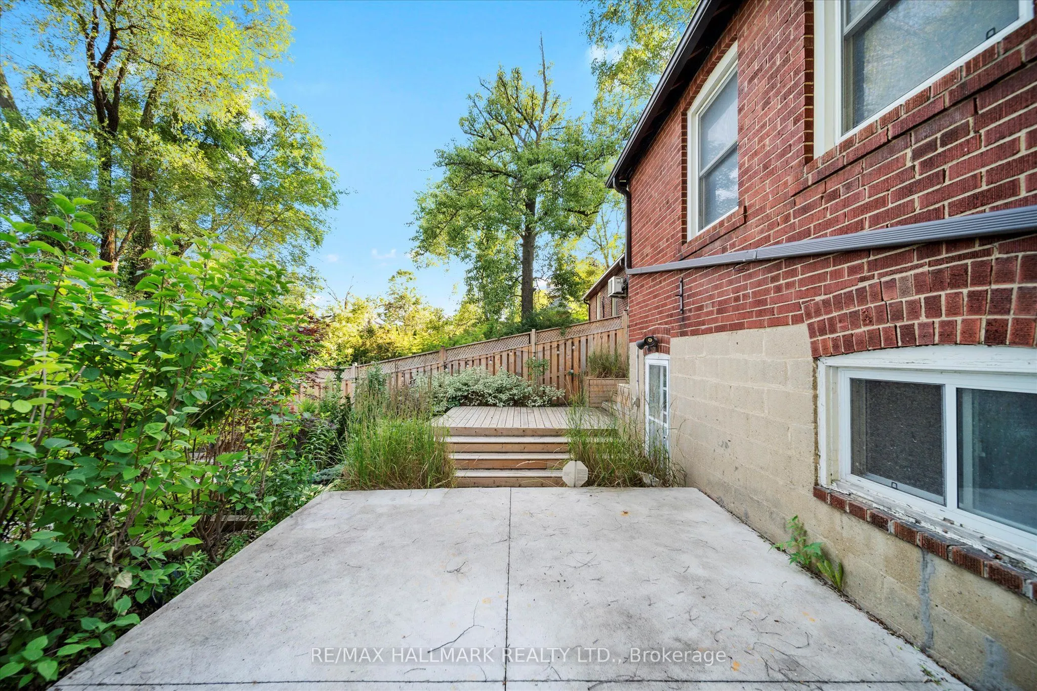 1231 Kingston Road