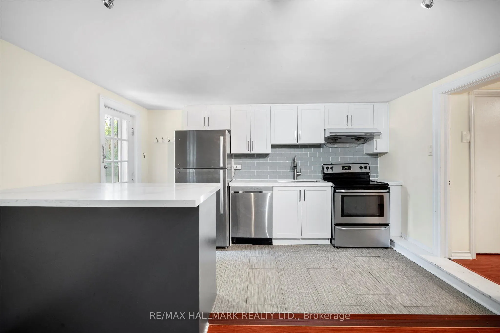 1231 Kingston Road