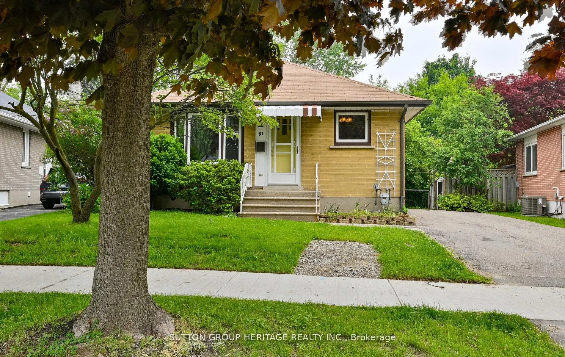 51 Admiral Road