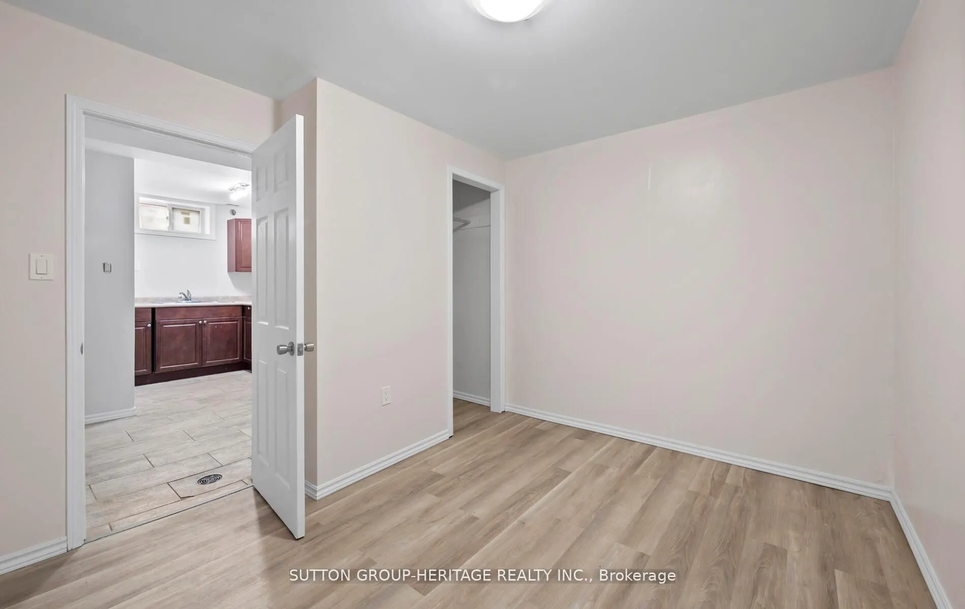 51 Admiral Road