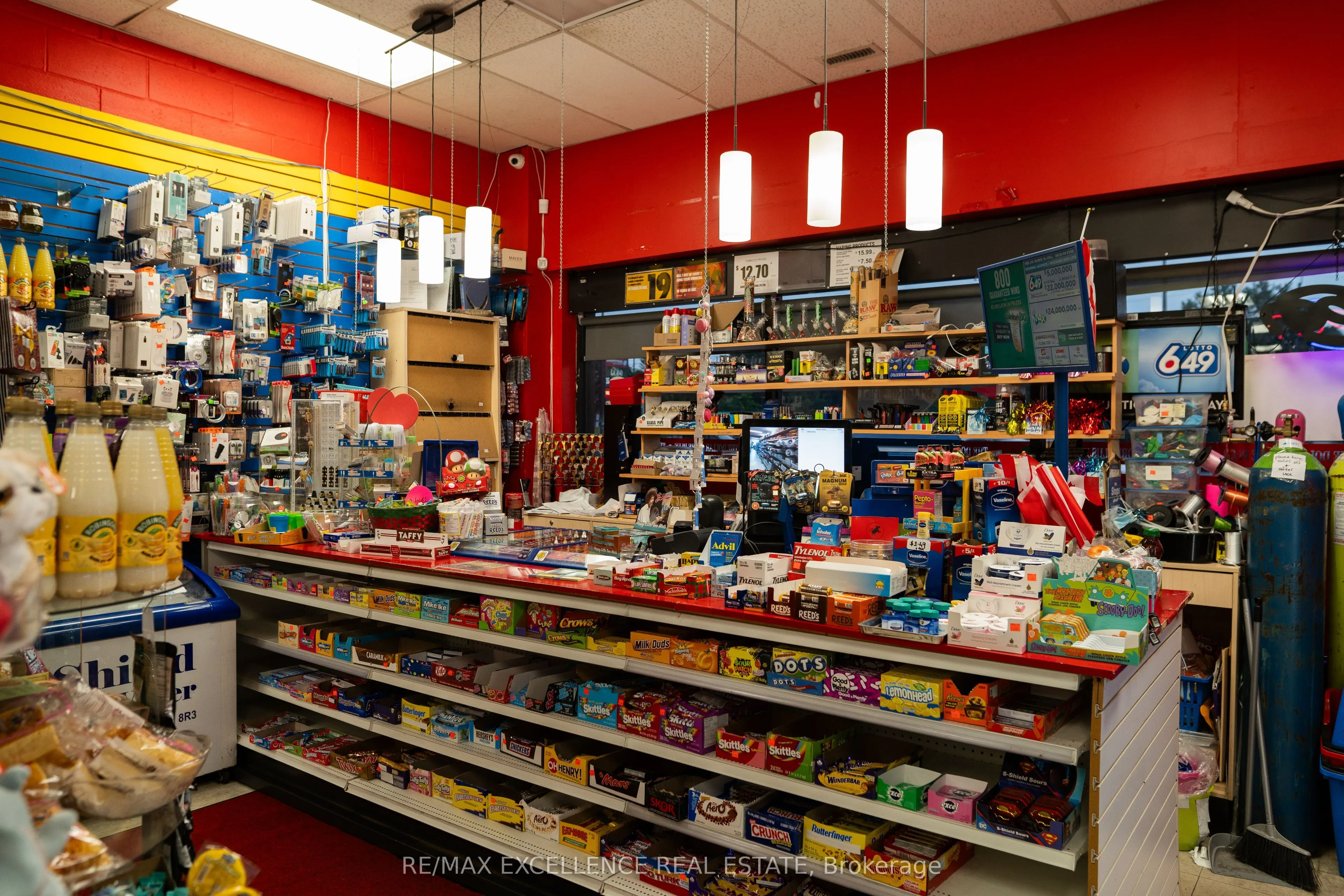 555 Rossland Road E, #12