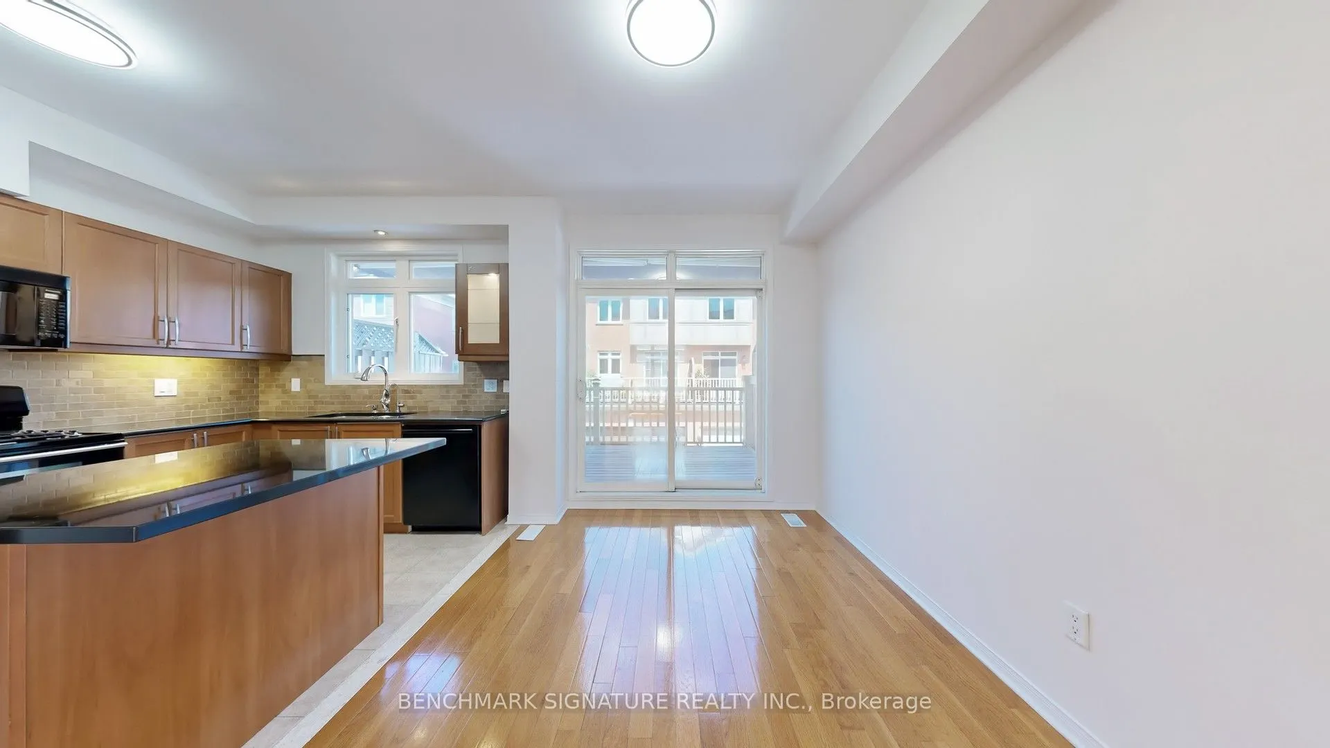 73 Stagecoach Circle