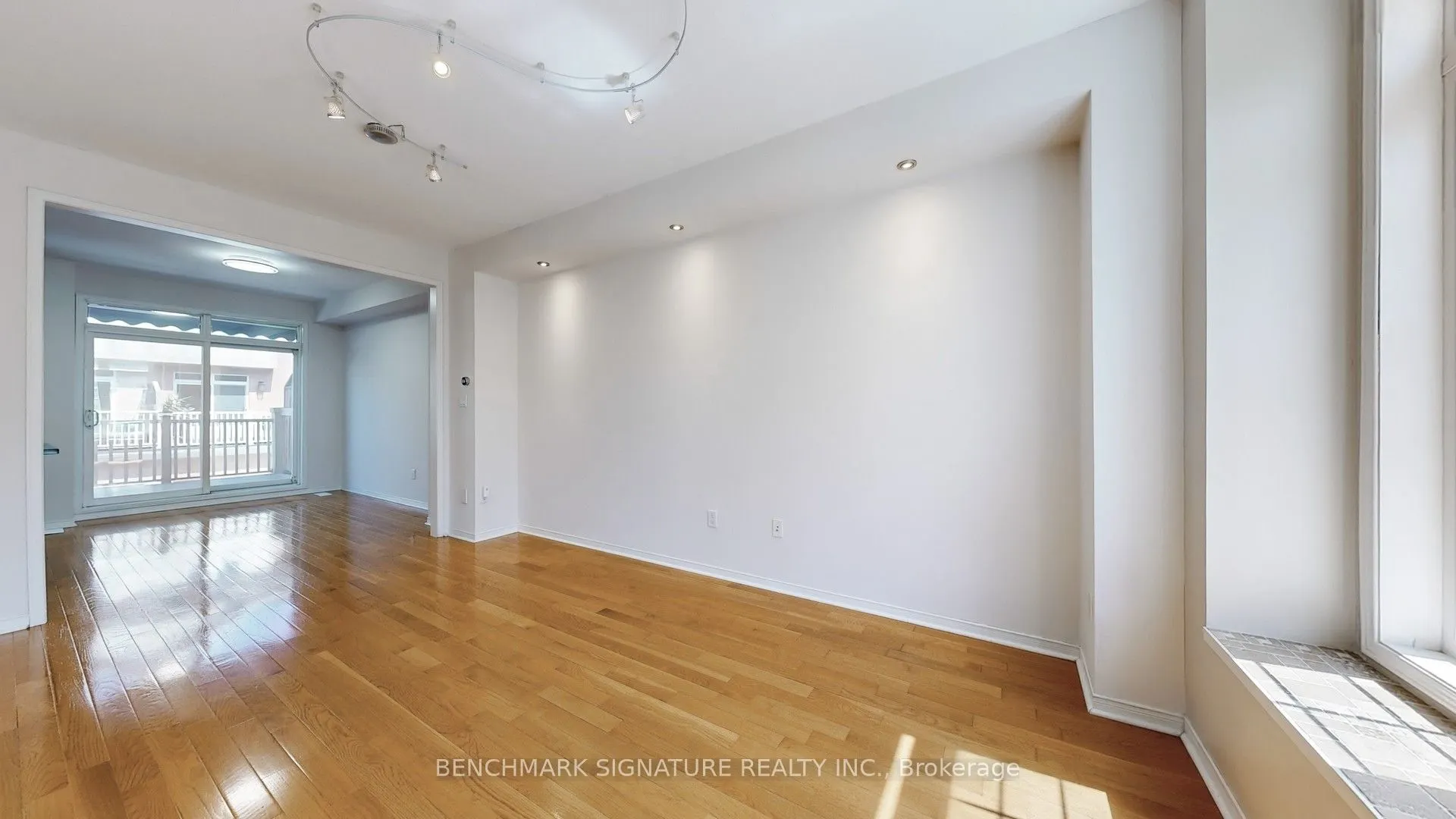 73 Stagecoach Circle