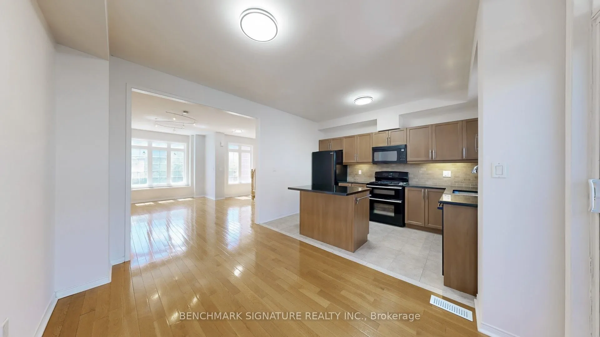 73 Stagecoach Circle