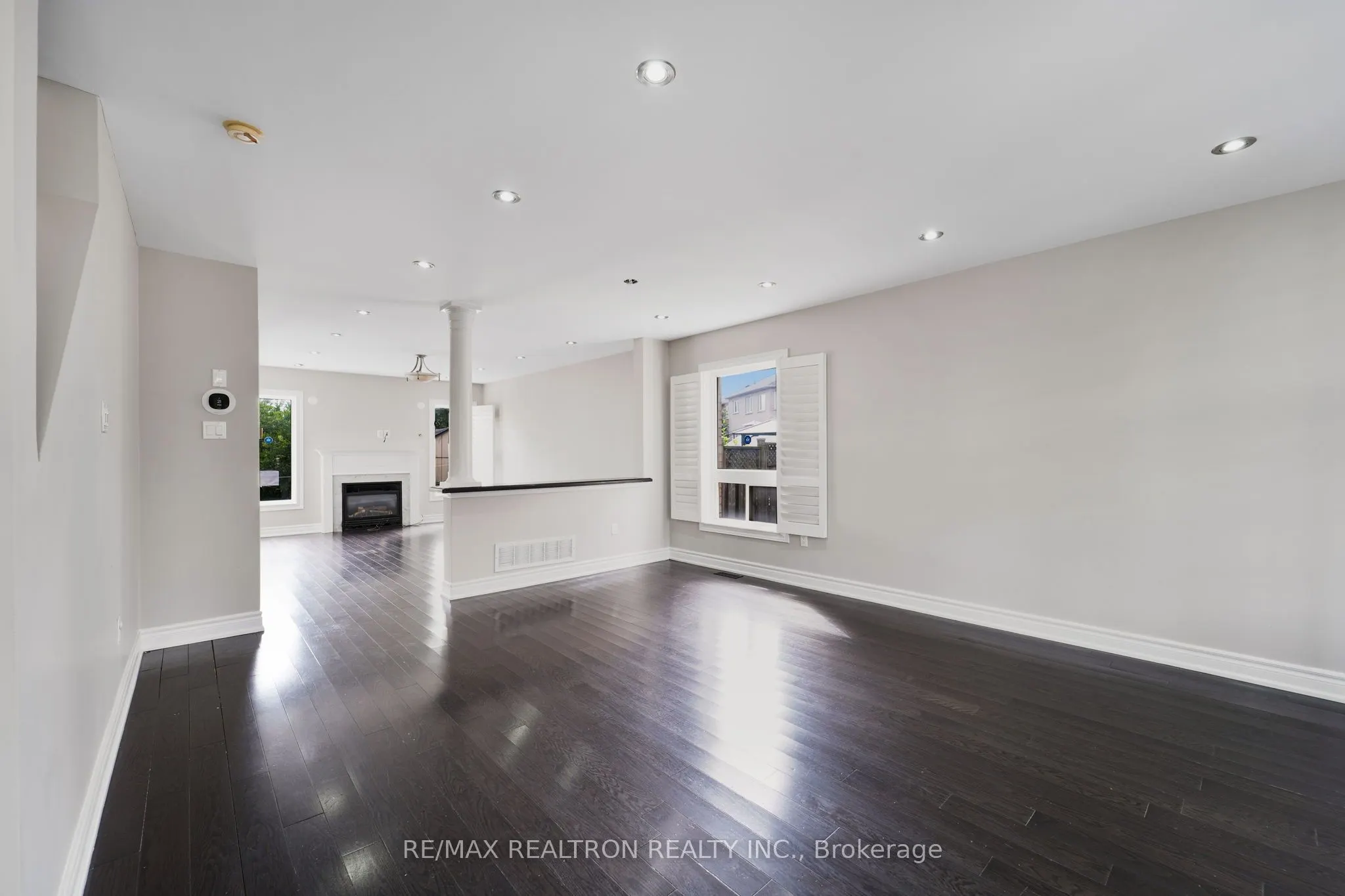 607 Staines Road