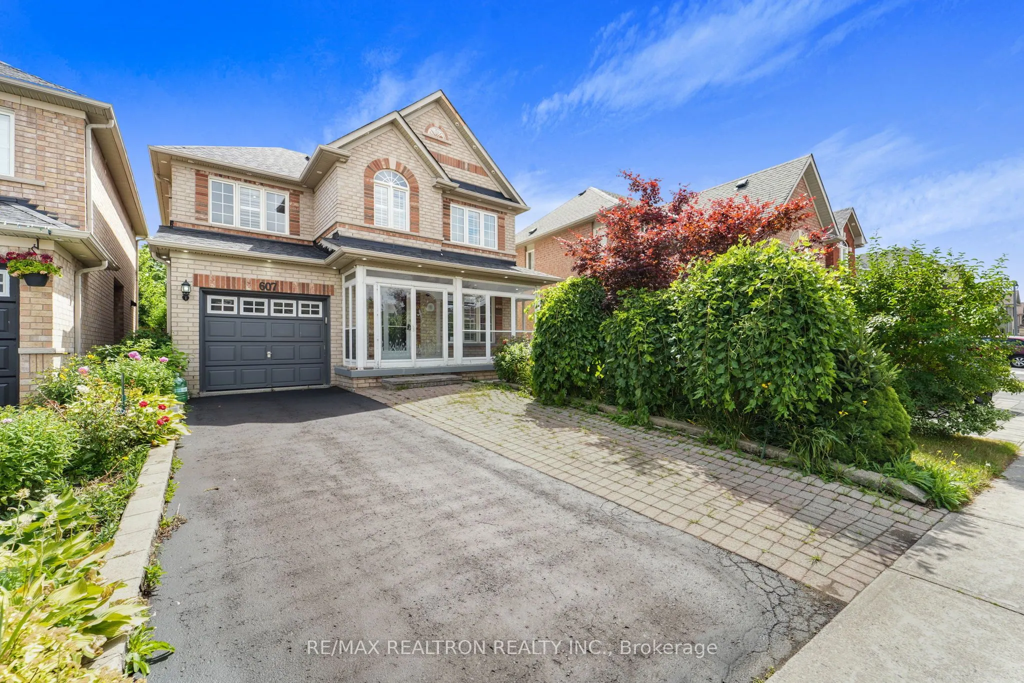 607 Staines Road