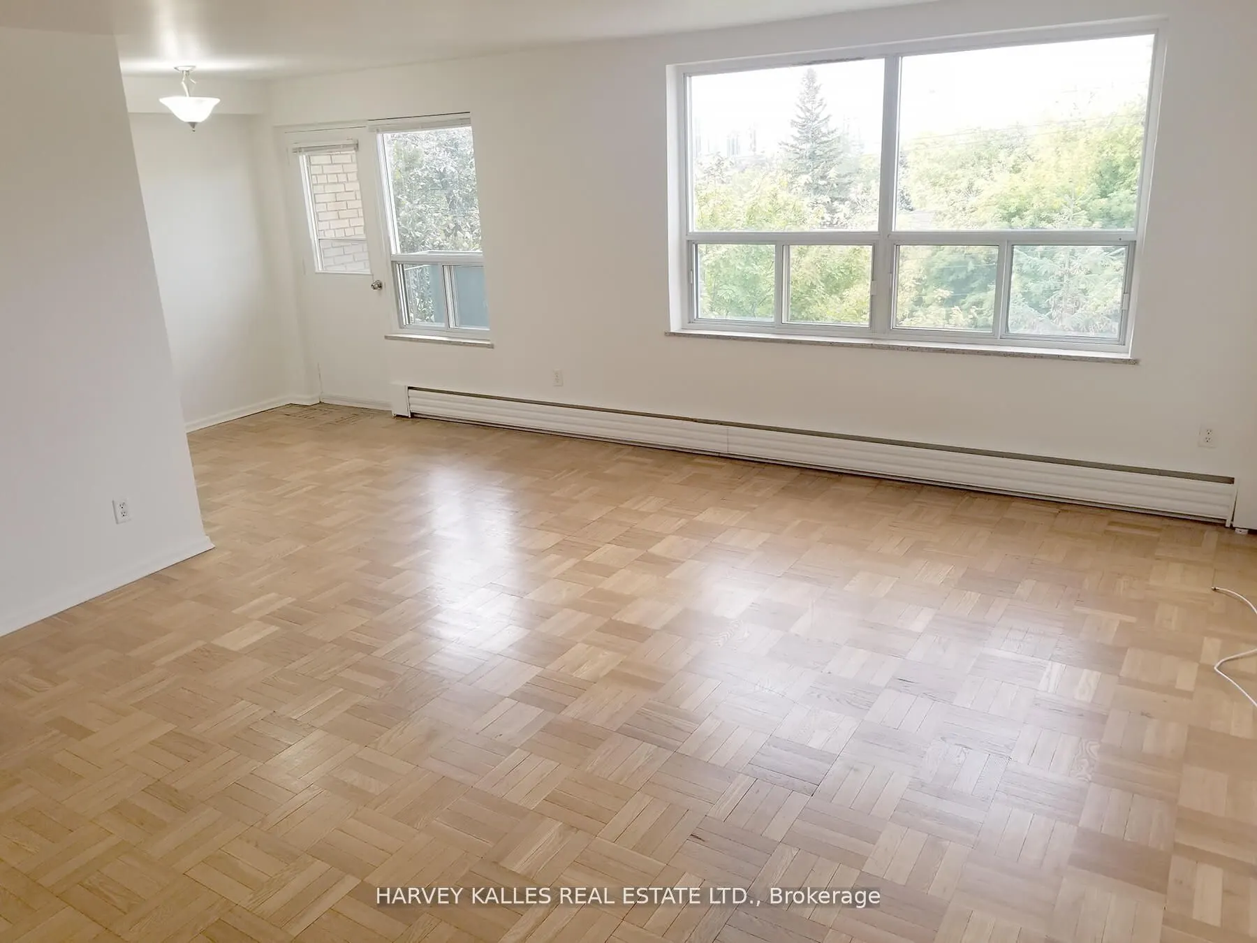 1751 Victoria Pk Avenue, #201