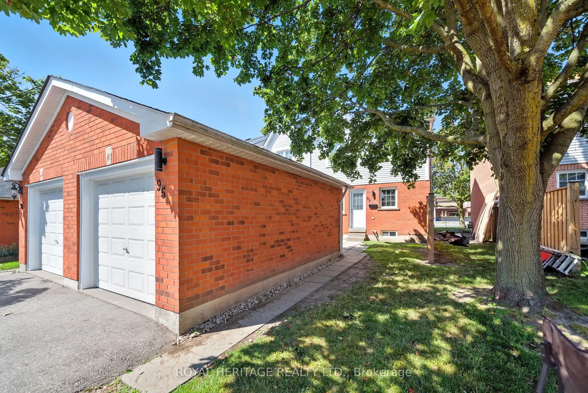 10 Bassett Boulevard, #95
