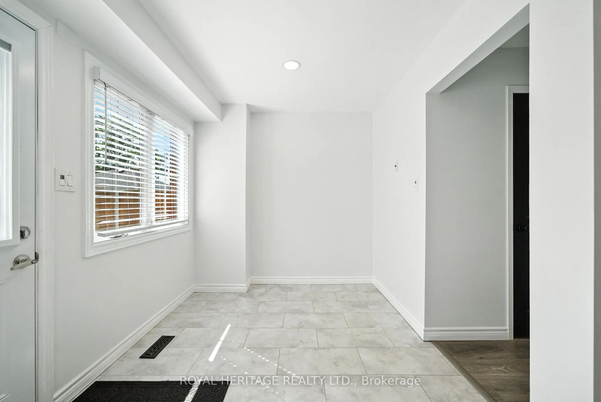 10 Bassett Boulevard, #95