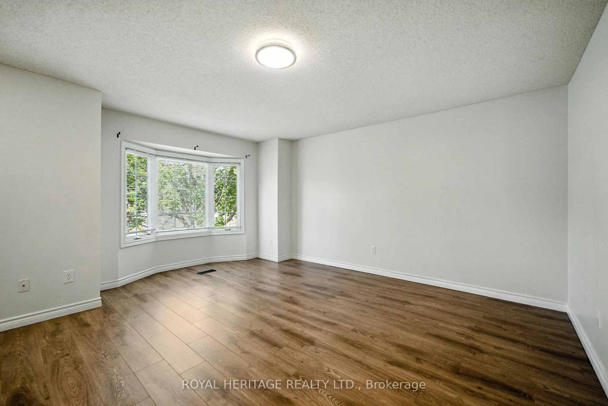 10 Bassett Boulevard, #95
