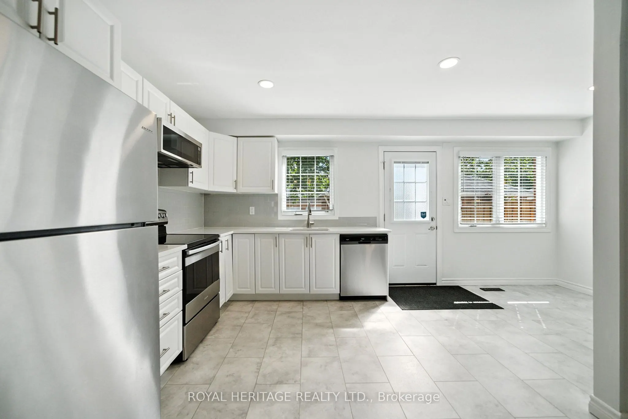 10 Bassett Boulevard, #95