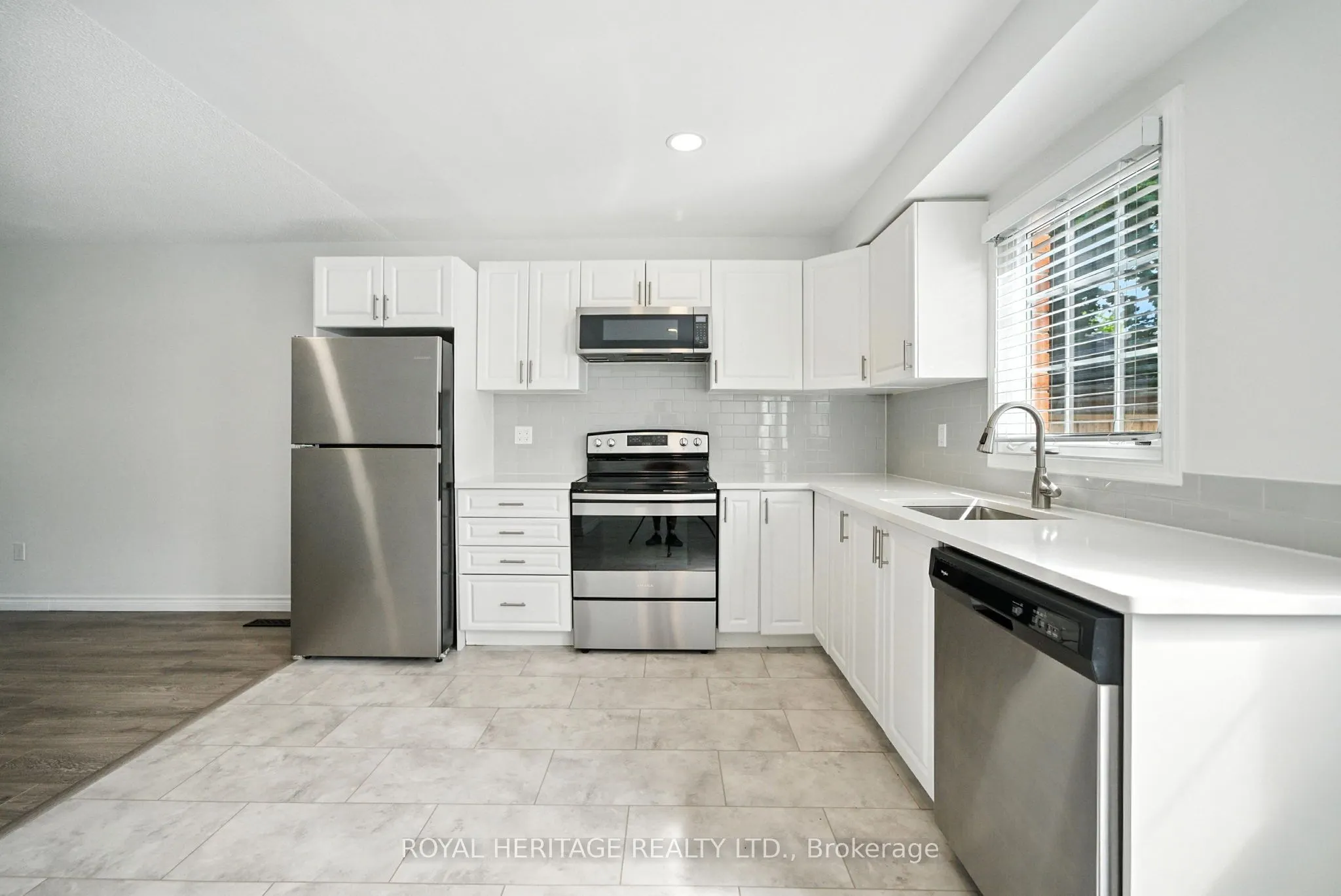 10 Bassett Boulevard, #95