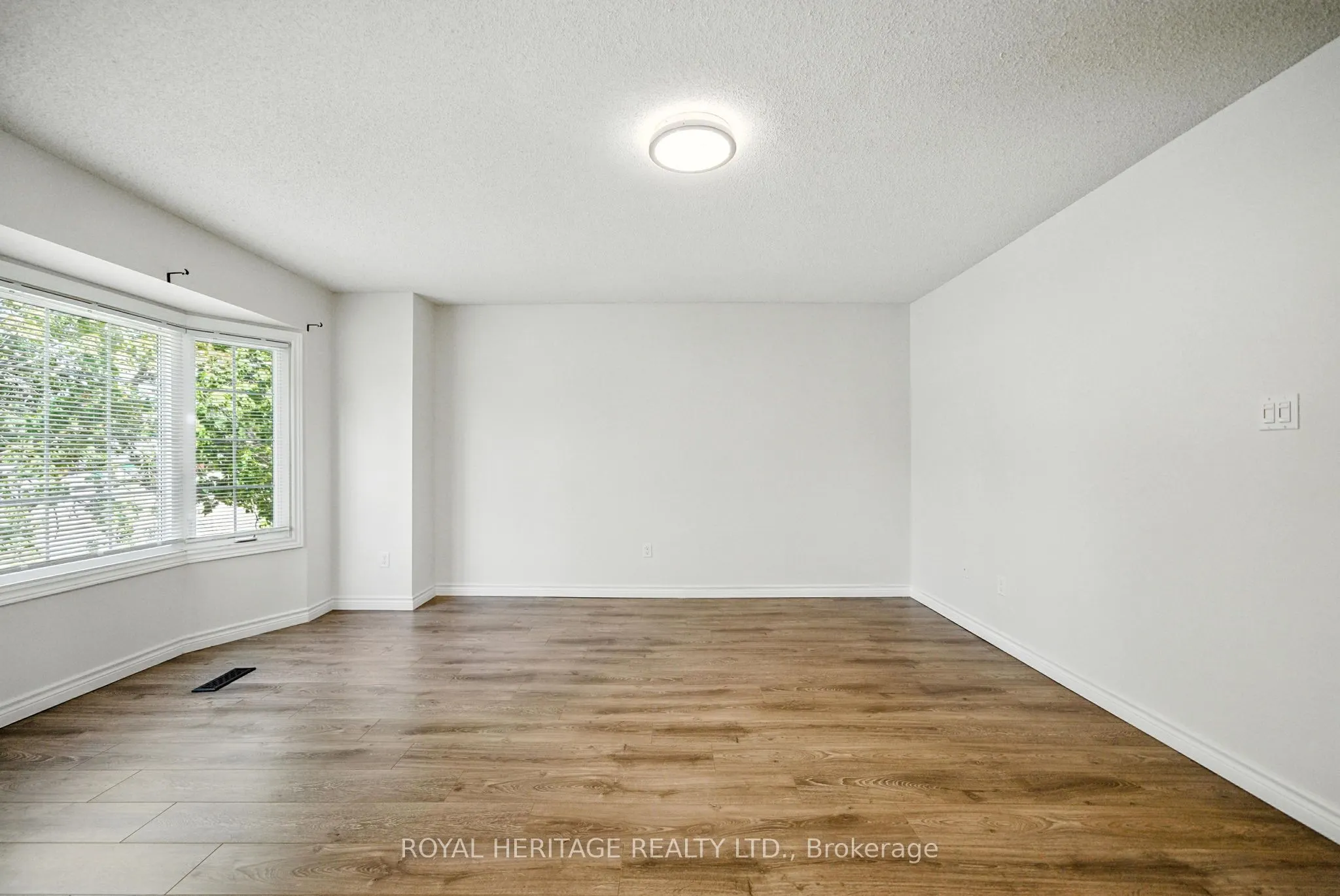 10 Bassett Boulevard, #95