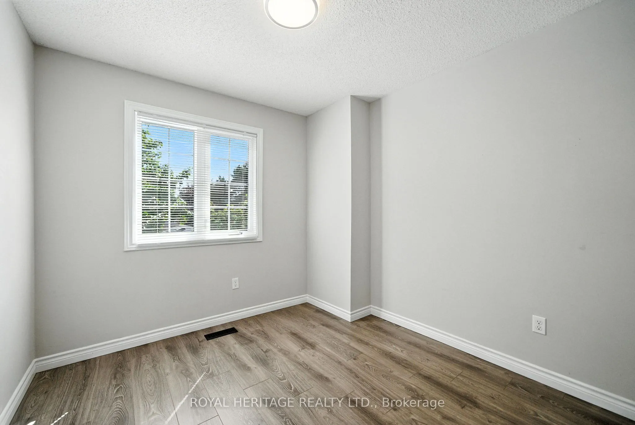 10 Bassett Boulevard, #95