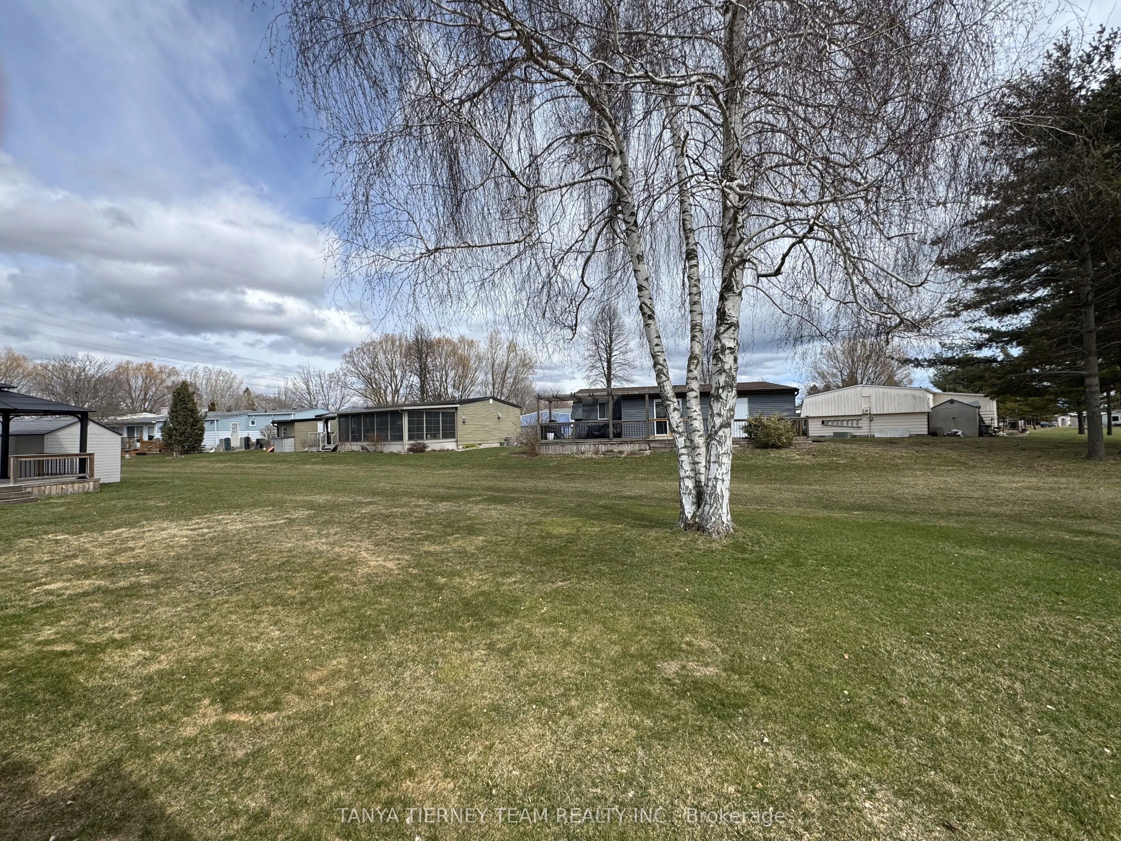6 The Cove Road