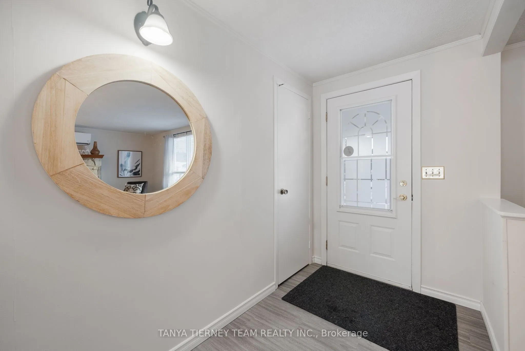 6 The Cove Road
