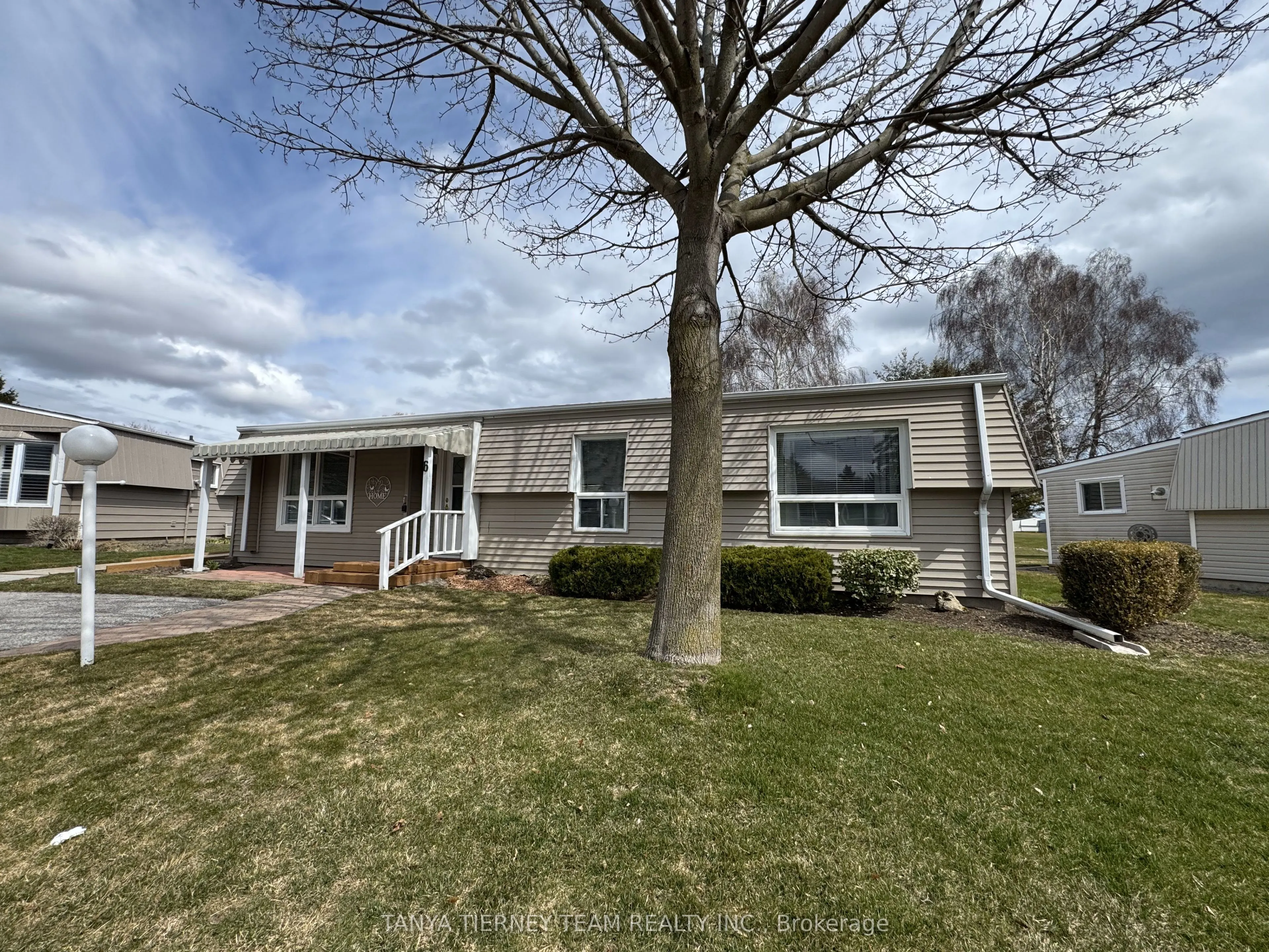 6 The Cove Road