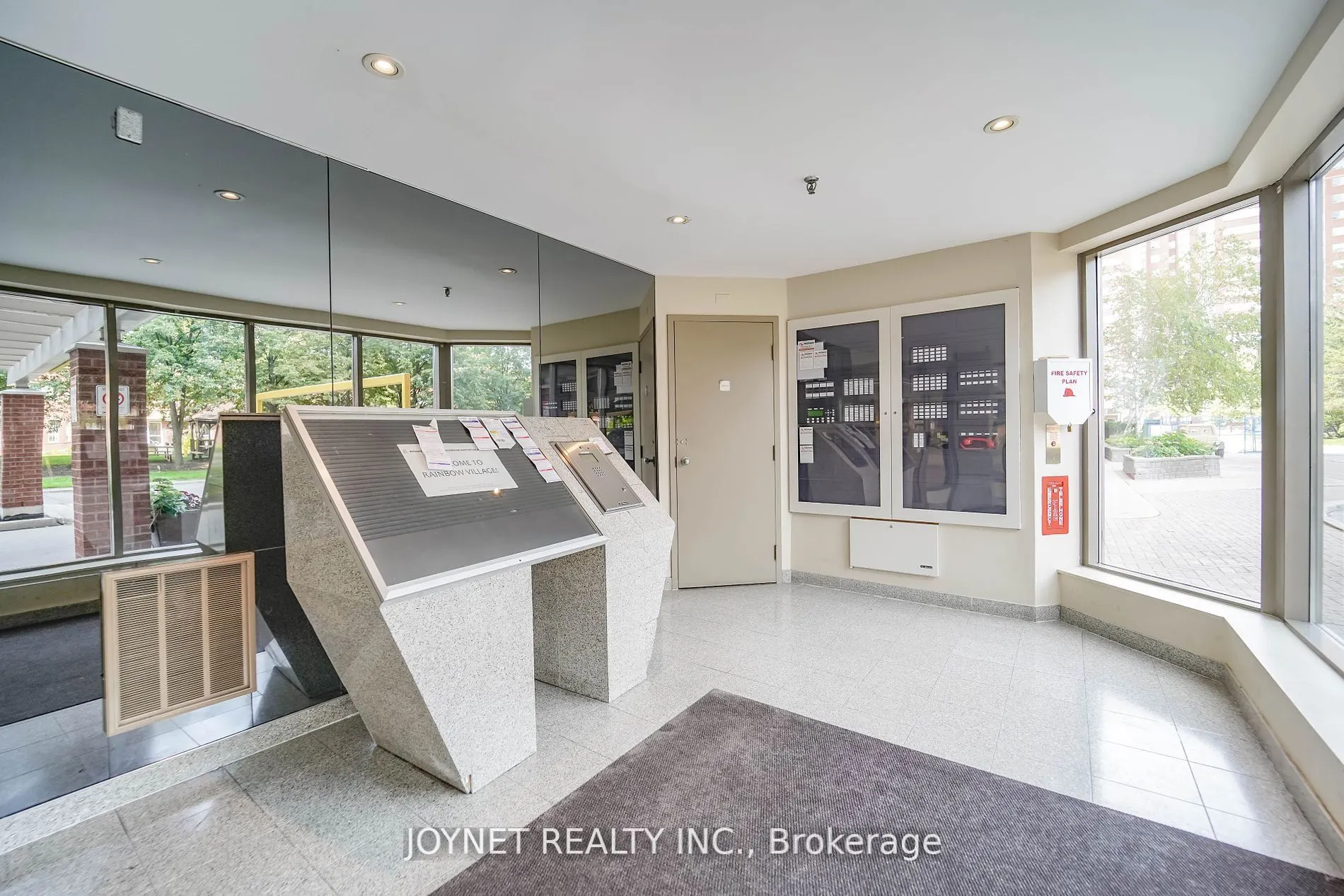 2460 Eglinton Avenue E #917