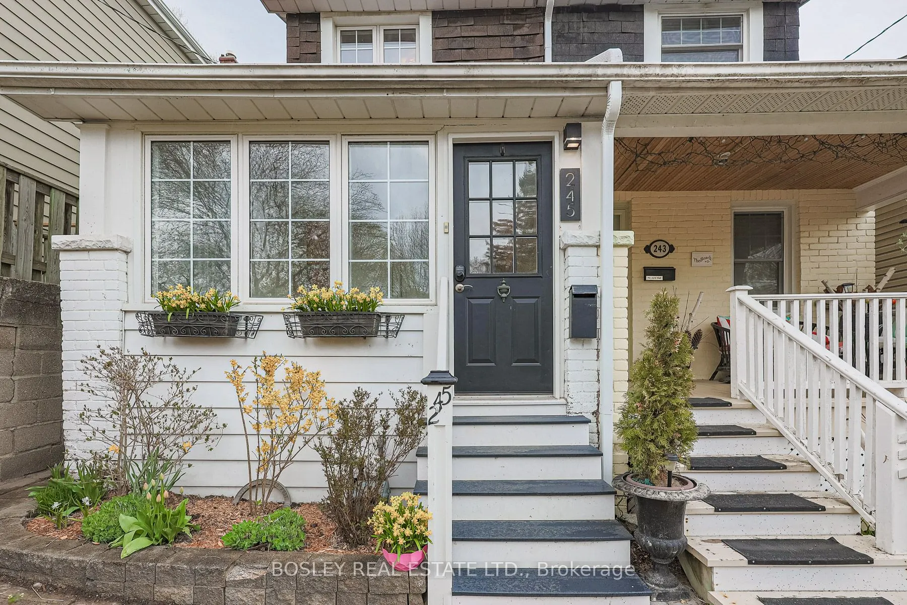 245 Kenilworth Avenue