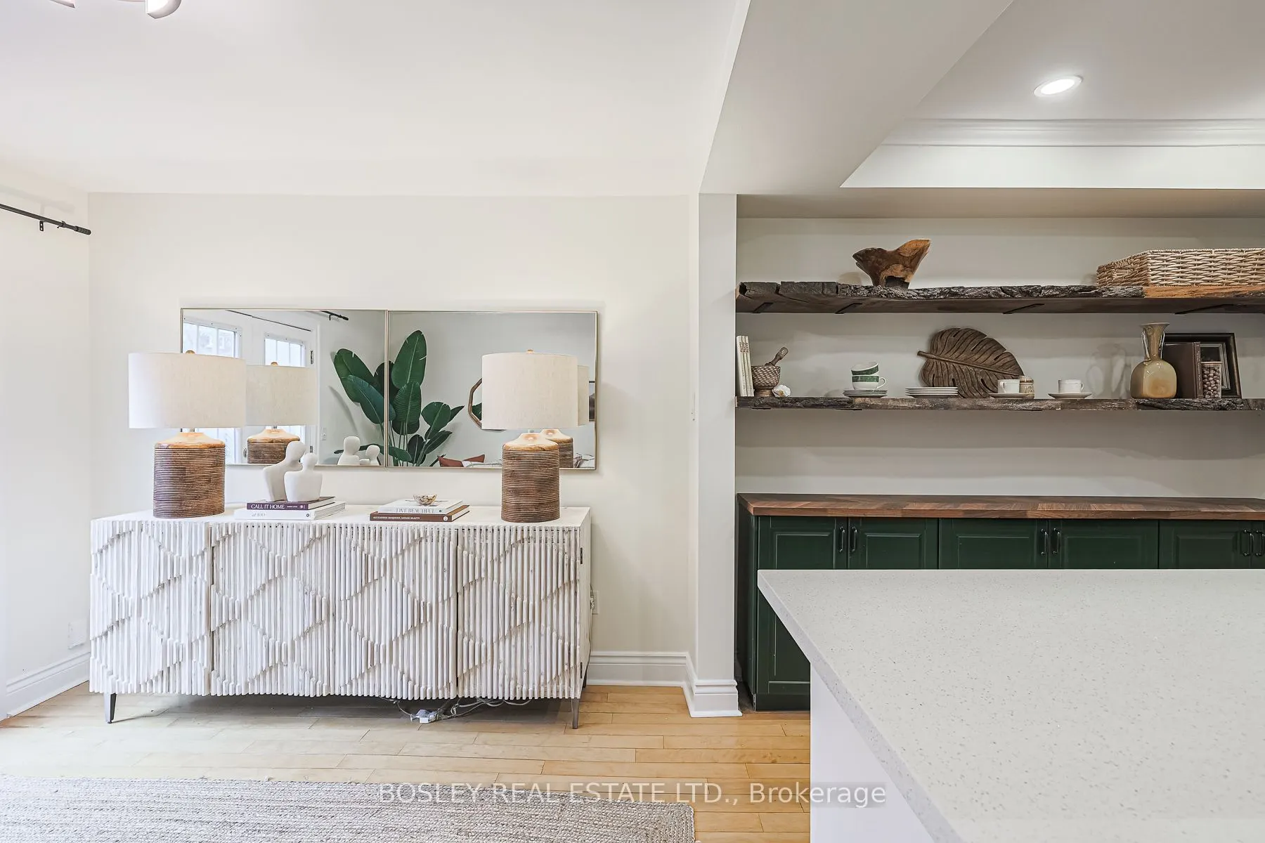 245 Kenilworth Avenue
